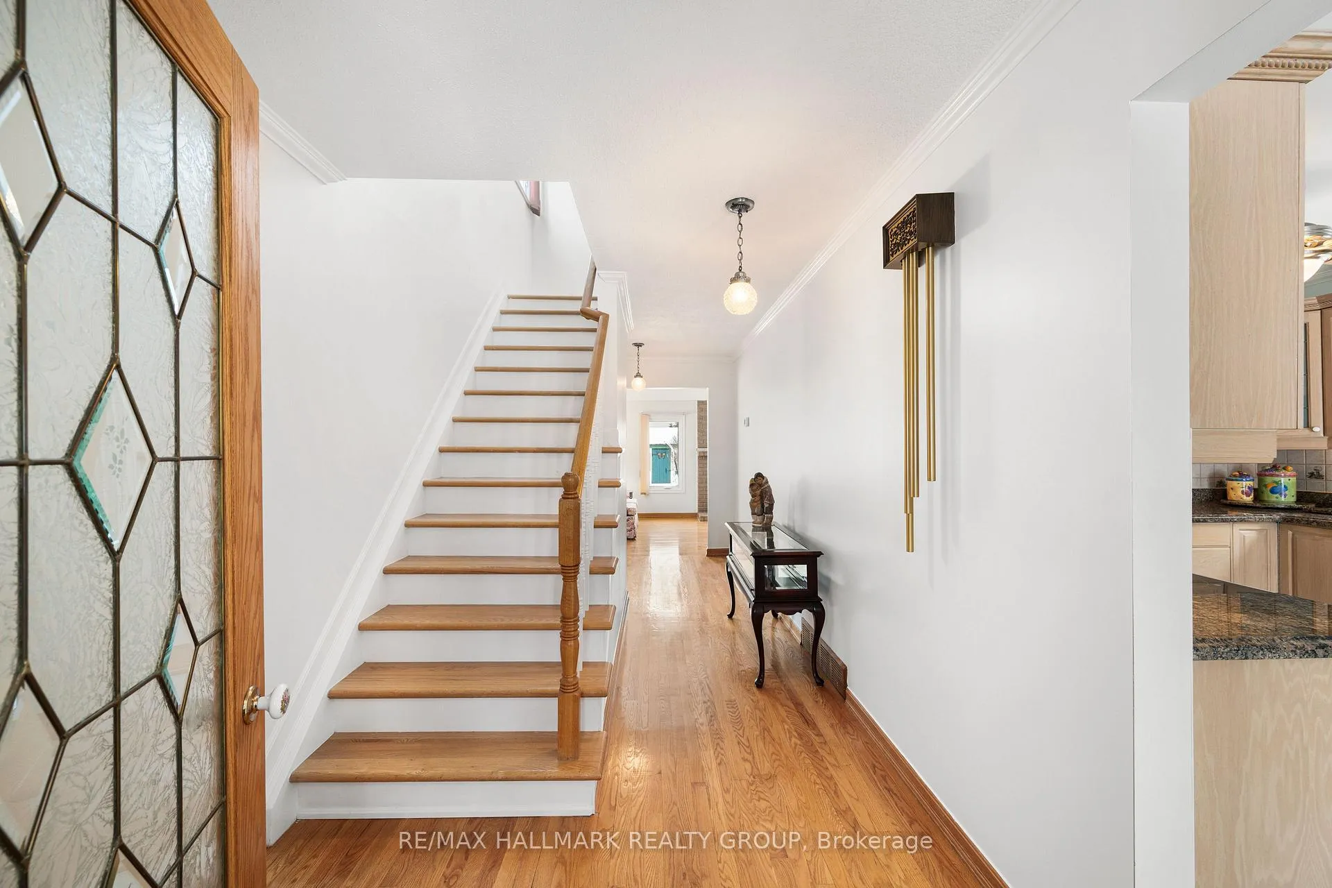 Photo 5 of 1177 St Moritz Crescent N, Ottawa, Convent Glen North — HOMEH
