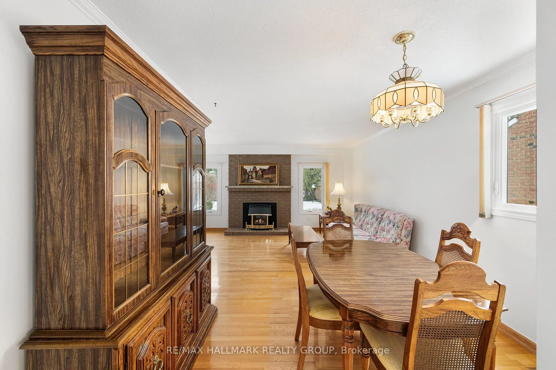 Photo 14 of 1177 St Moritz Crescent N, Ottawa, Convent Glen North — HOMEH