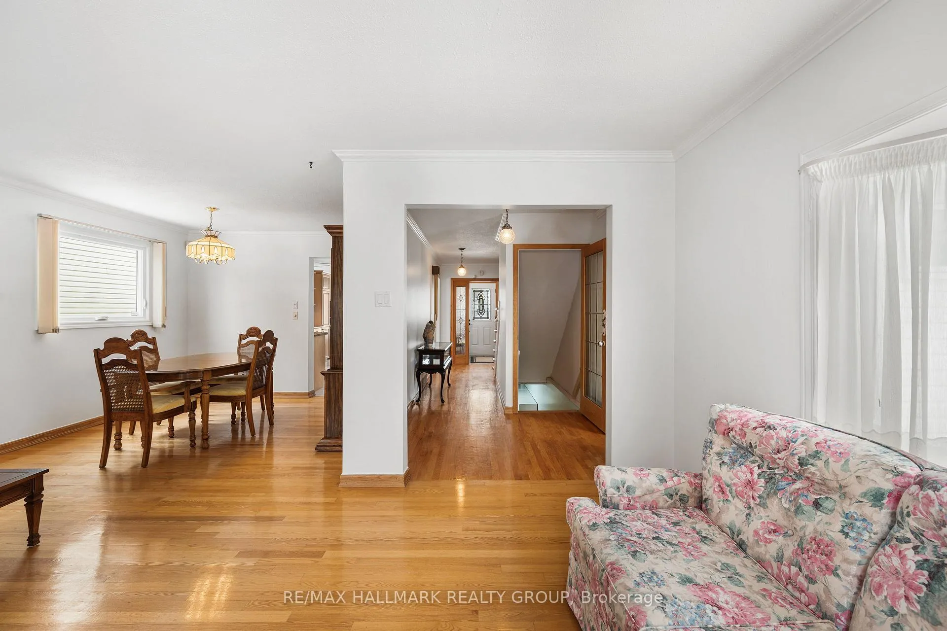 Photo 21 of 1177 St Moritz Crescent N, Ottawa, Convent Glen North — HOMEH