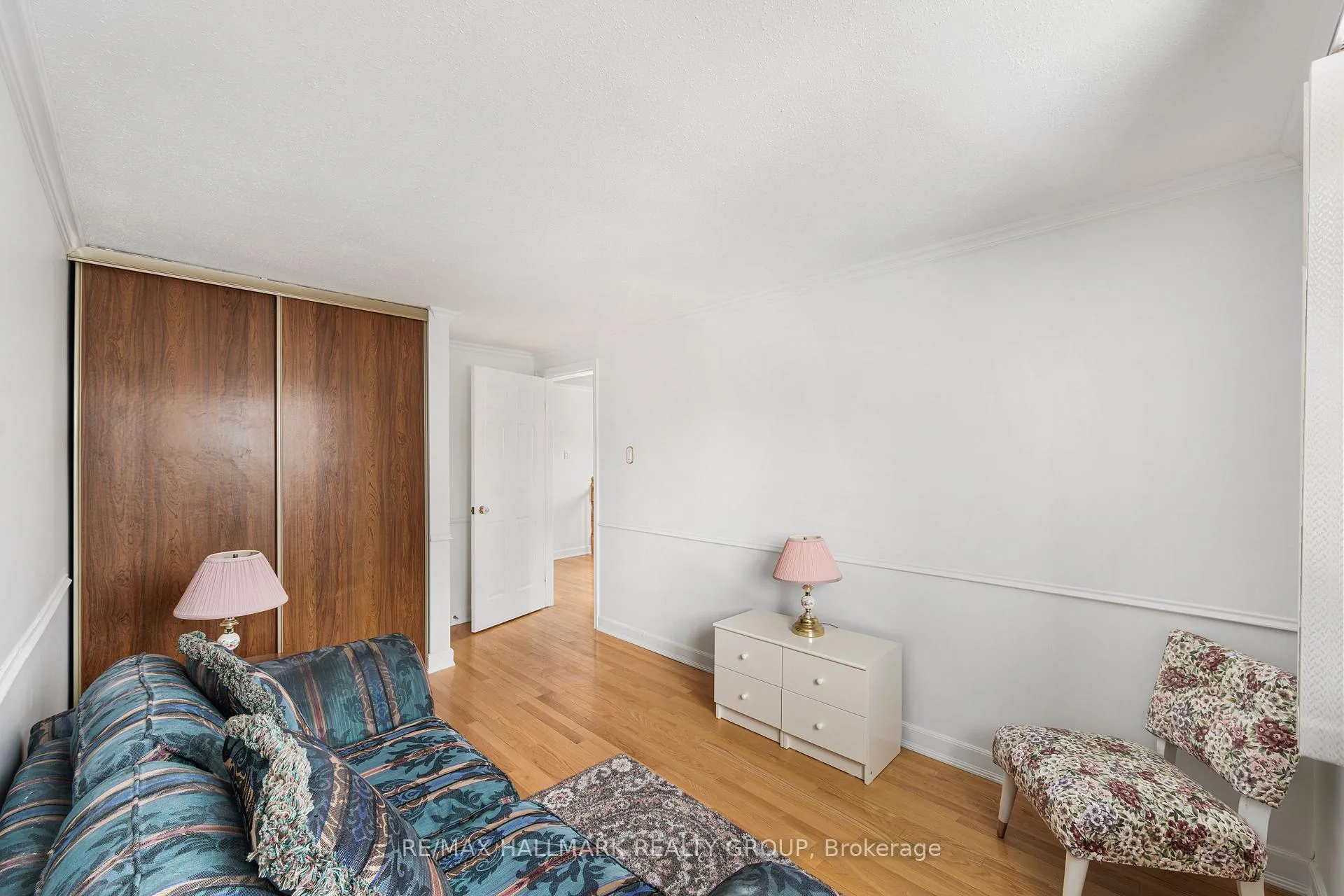 Photo 34 of 1177 St Moritz Crescent N, Ottawa, Convent Glen North — HOMEH
