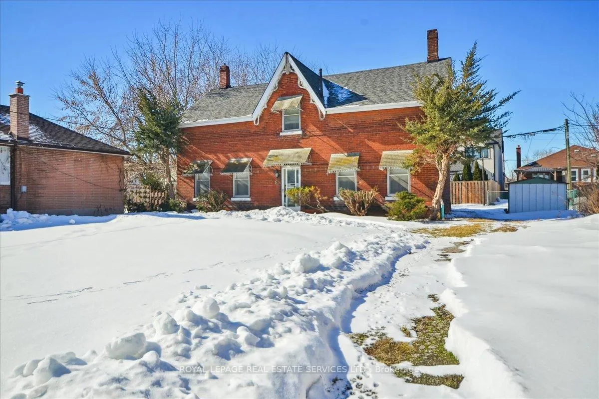 Photo 4 of 8 Arnold Avenue, Toronto, Rockcliffe-Smythe — HOMEH