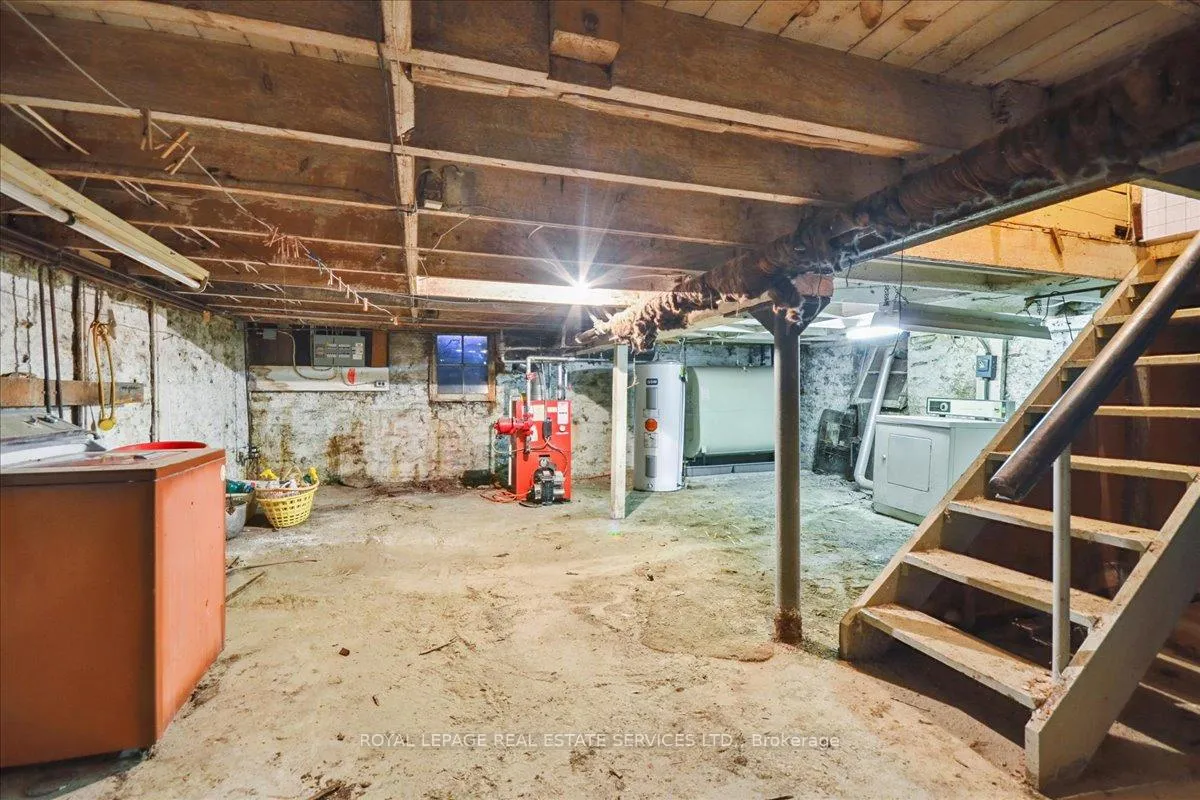 Photo 31 of 8 Arnold Avenue, Toronto, Rockcliffe-Smythe — HOMEH