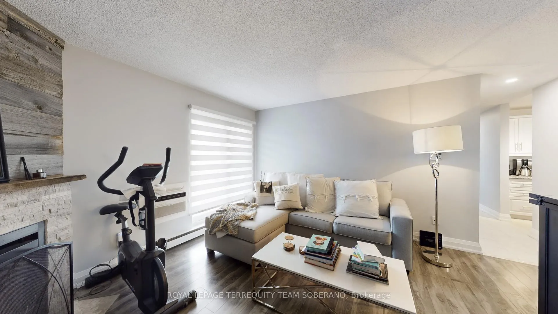 Photo 5 of Unit 721, 1450 Glen Abbey Gate, Oakville, Glen Abbey — HOMEH