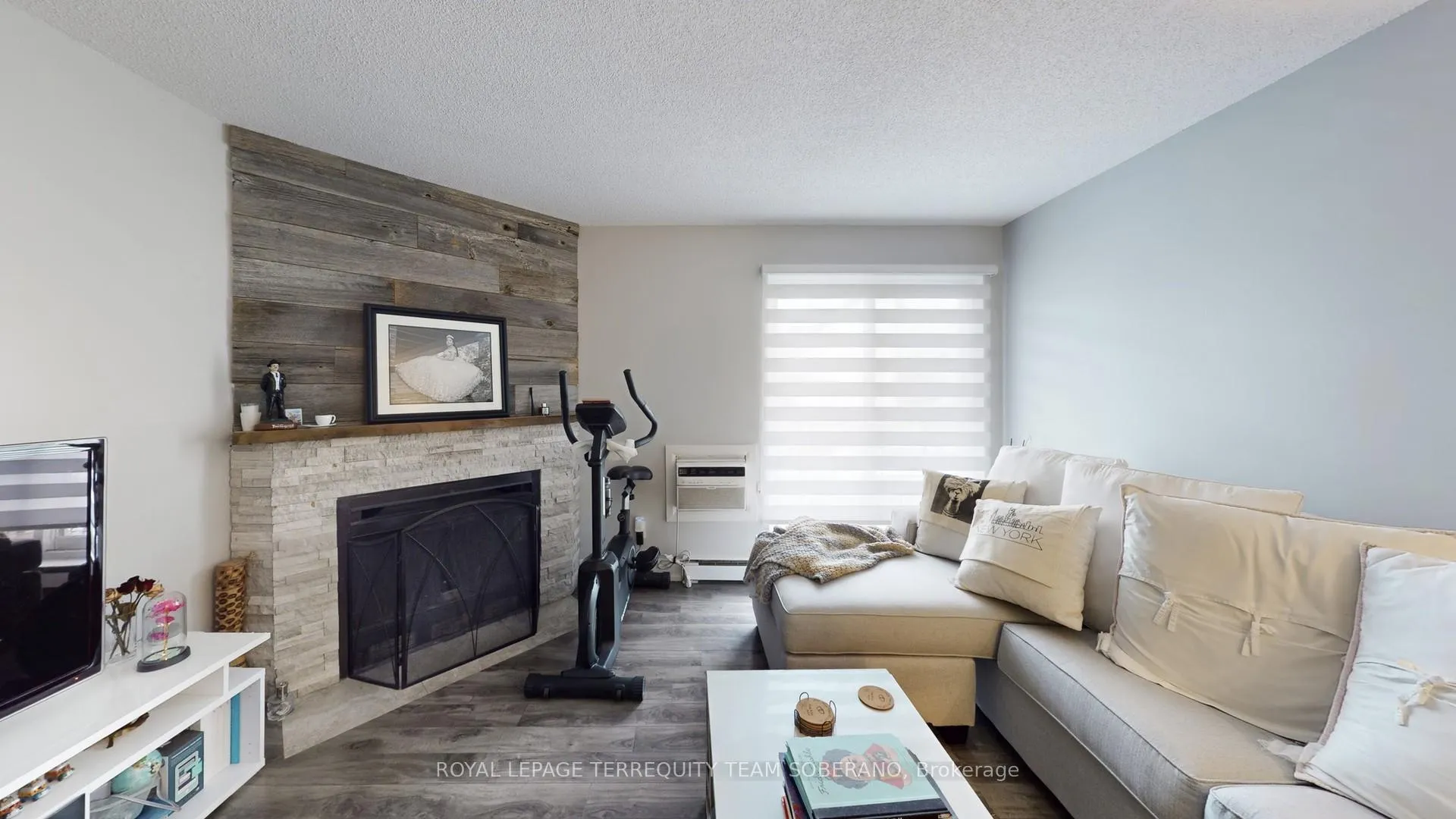 Photo 6 of Unit 721, 1450 Glen Abbey Gate, Oakville, Glen Abbey — HOMEH
