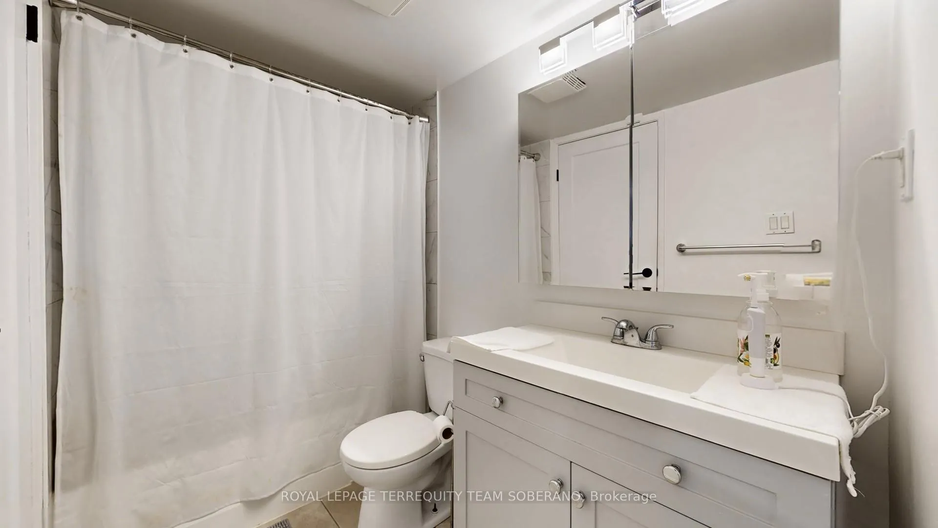 Photo 25 of Unit 721, 1450 Glen Abbey Gate, Oakville, Glen Abbey — HOMEH