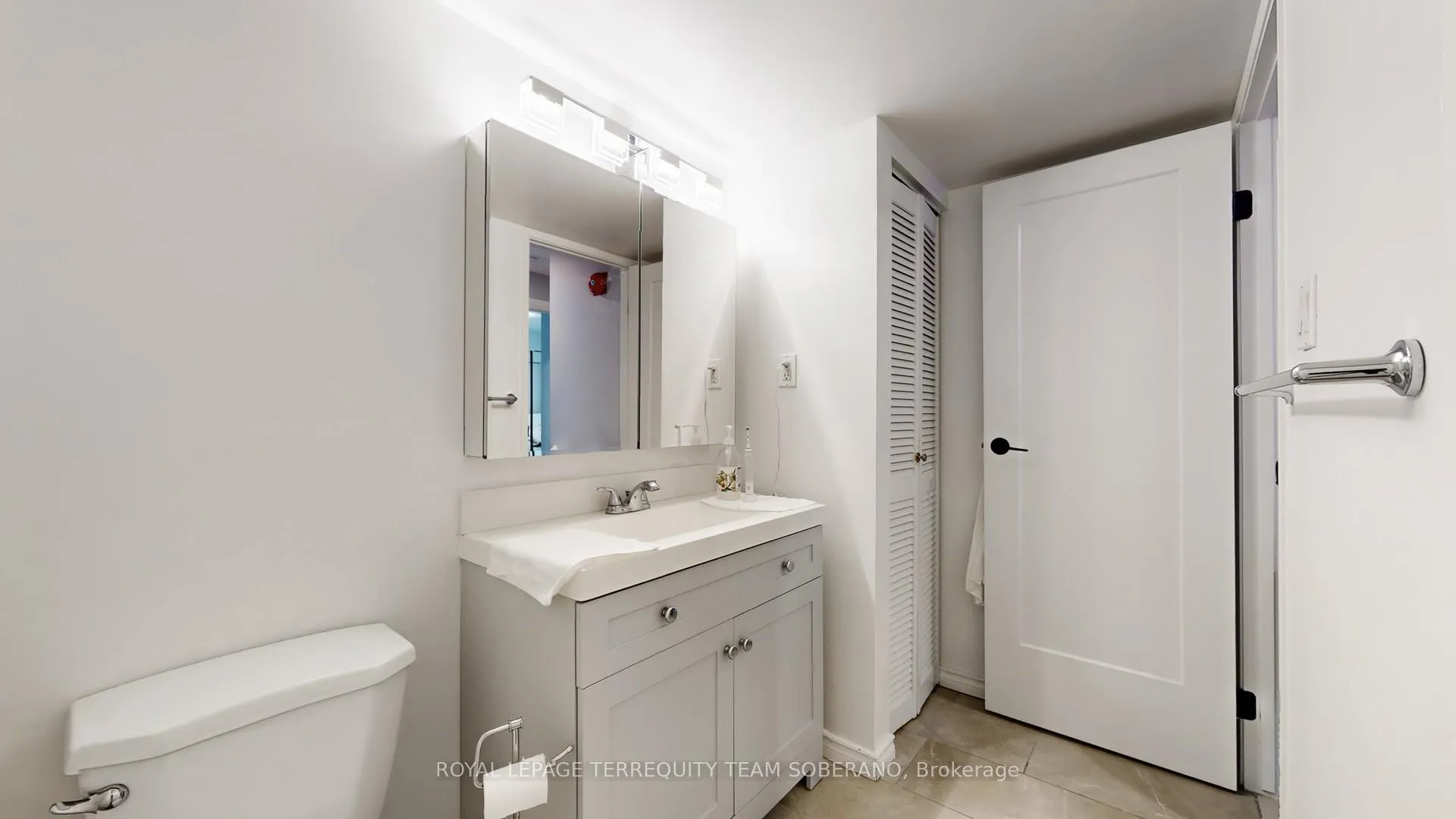 Photo 26 of Unit 721, 1450 Glen Abbey Gate, Oakville, Glen Abbey — HOMEH