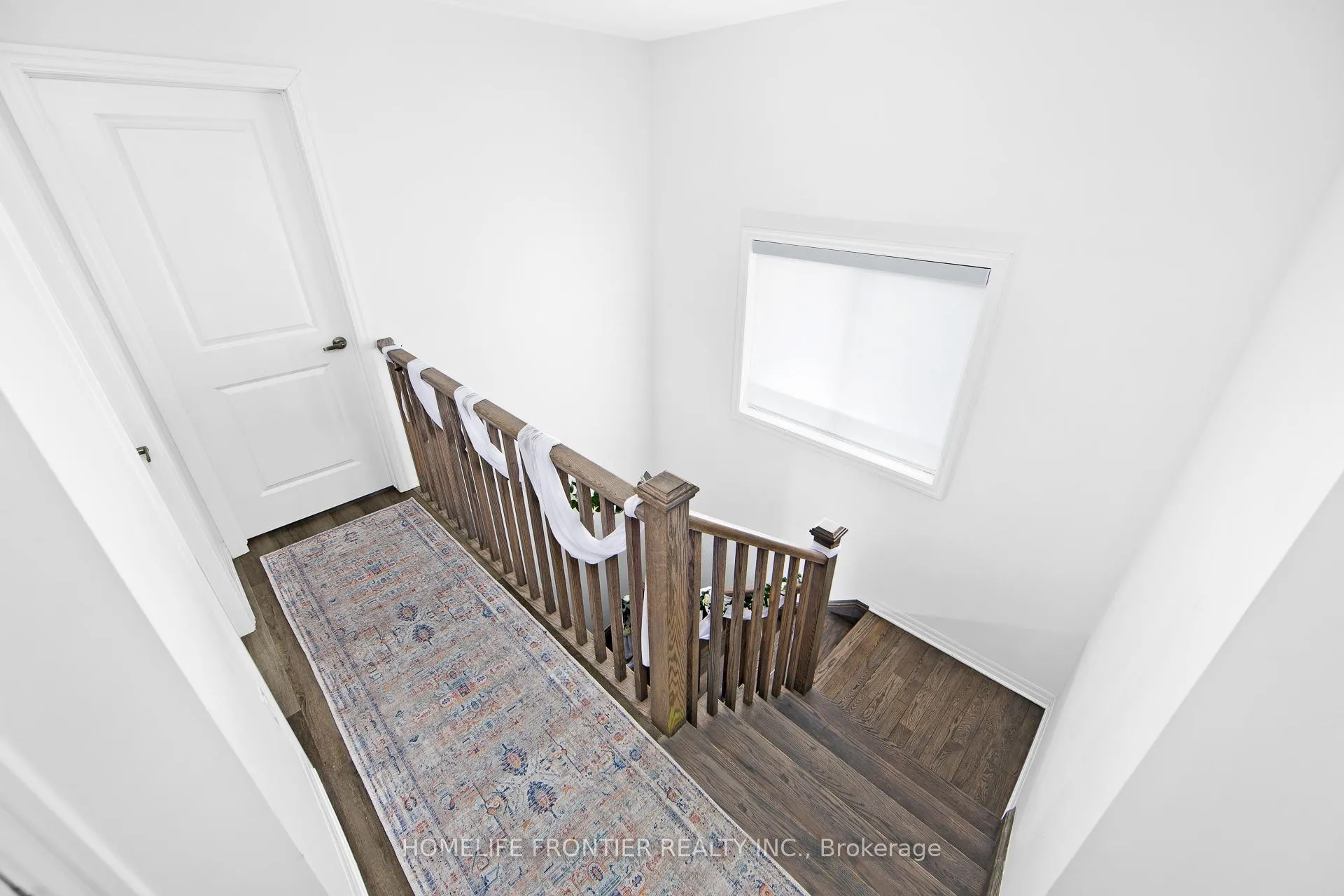 Photo 12 of 1891 Thames Circle, Milton, Bowes — HOMEH