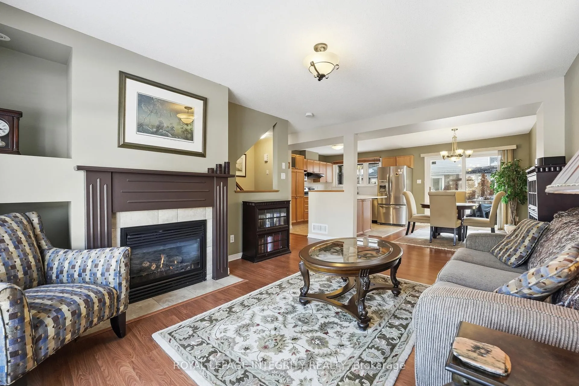 Photo 12 of 212 Monterey Drive, Ottawa, Leslie Park — HOMEH