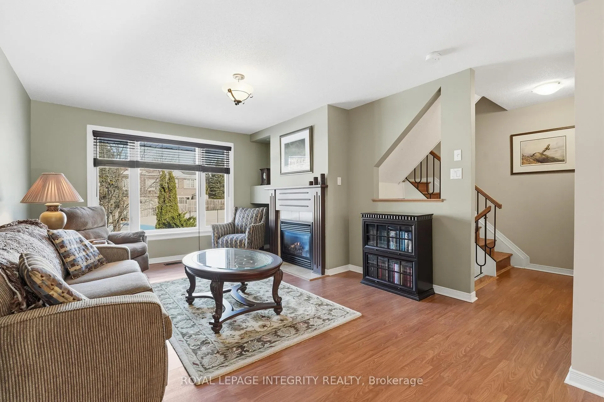 Photo 13 of 212 Monterey Drive, Ottawa, Leslie Park — HOMEH