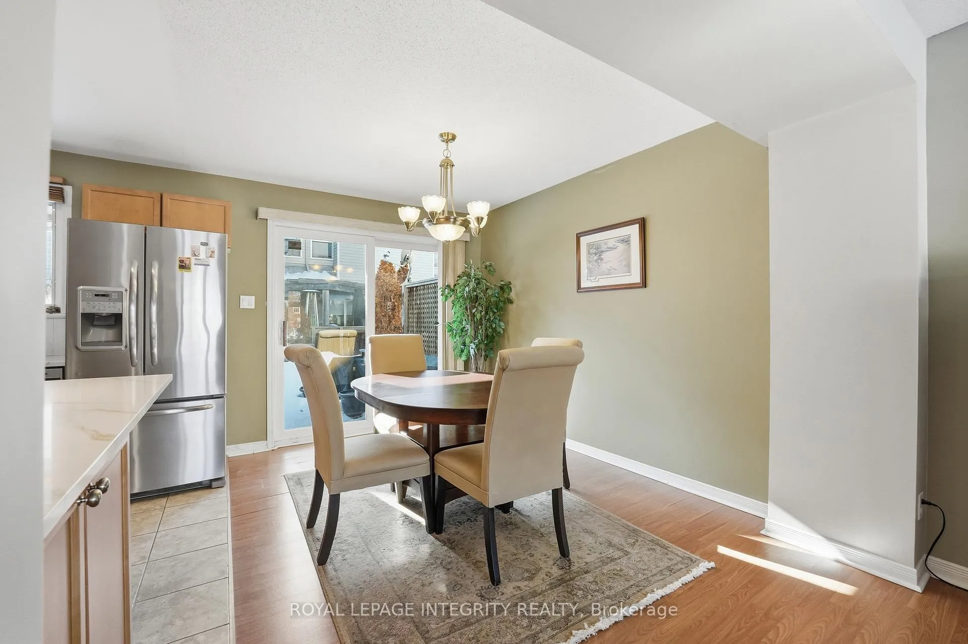 Photo 14 of 212 Monterey Drive, Ottawa, Leslie Park — HOMEH