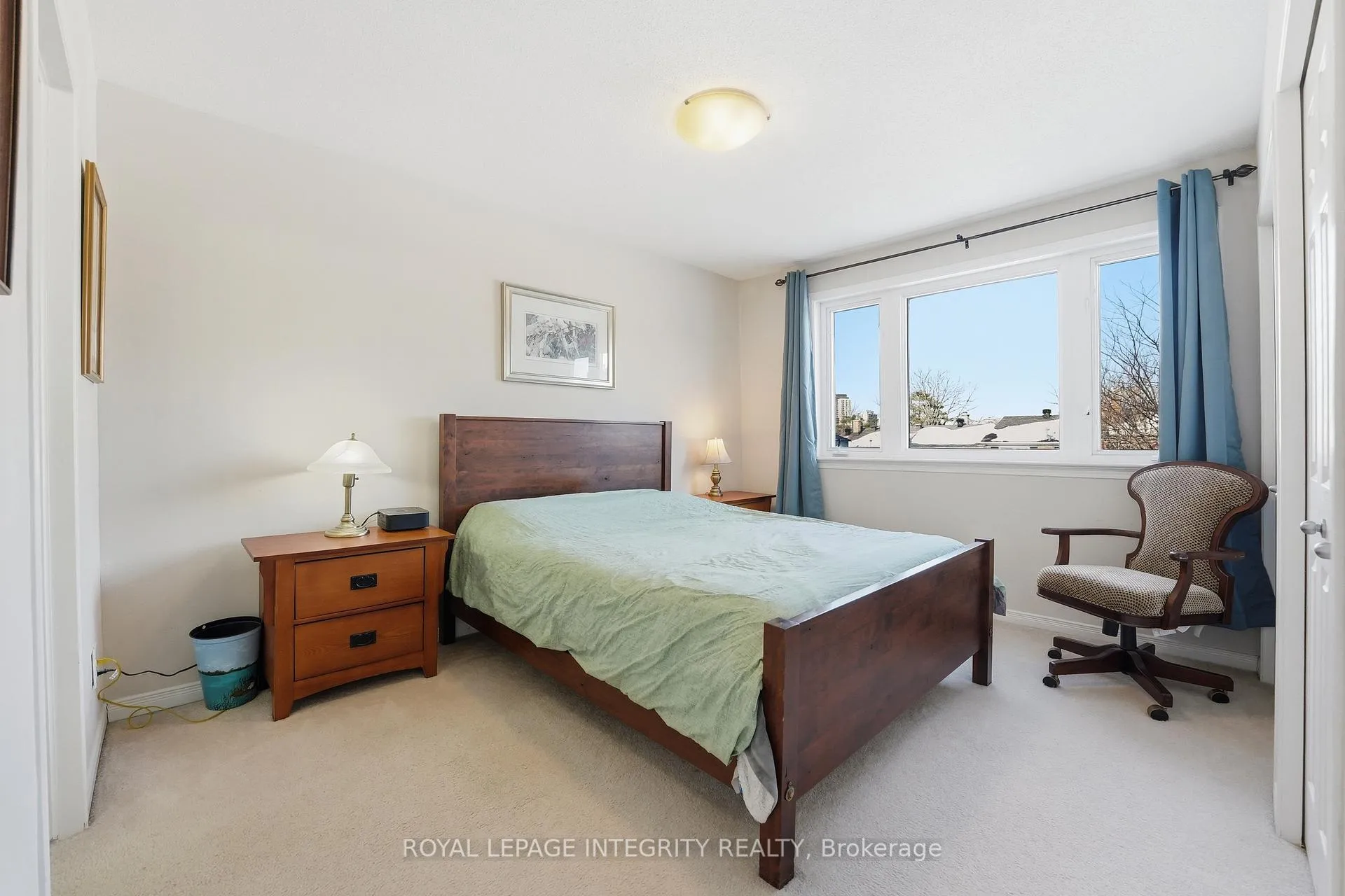 Photo 18 of 212 Monterey Drive, Ottawa, Leslie Park — HOMEH