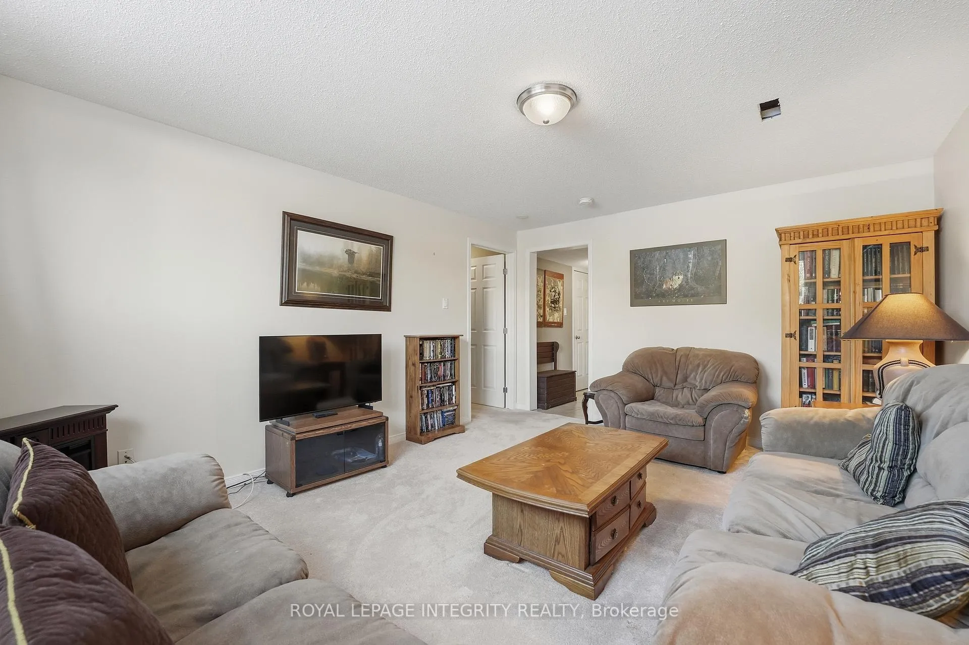 Photo 25 of 212 Monterey Drive, Ottawa, Leslie Park — HOMEH