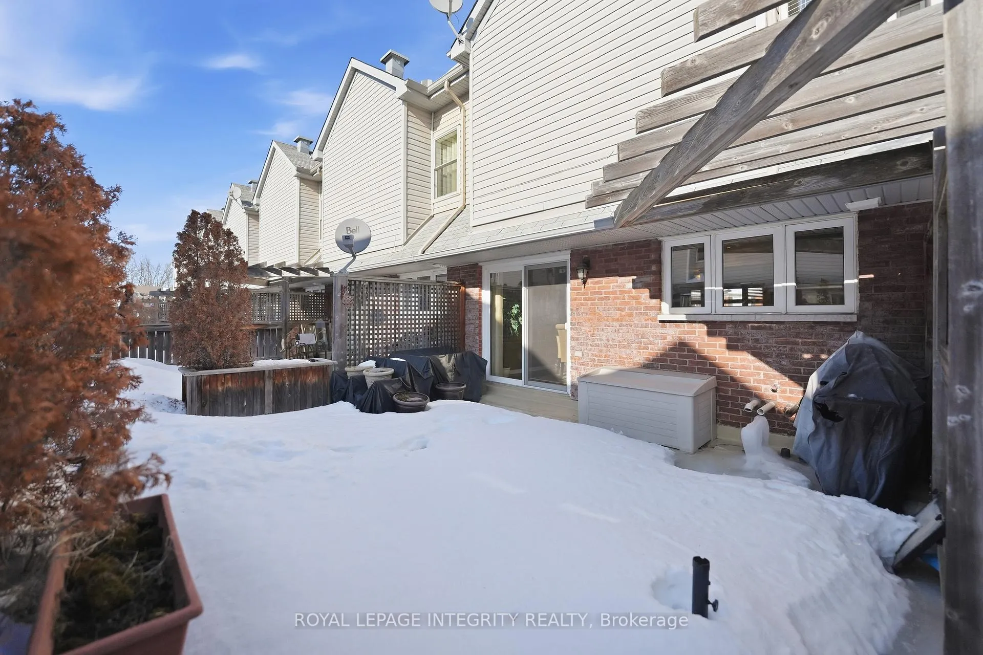 Photo 29 of 212 Monterey Drive, Ottawa, Leslie Park — HOMEH