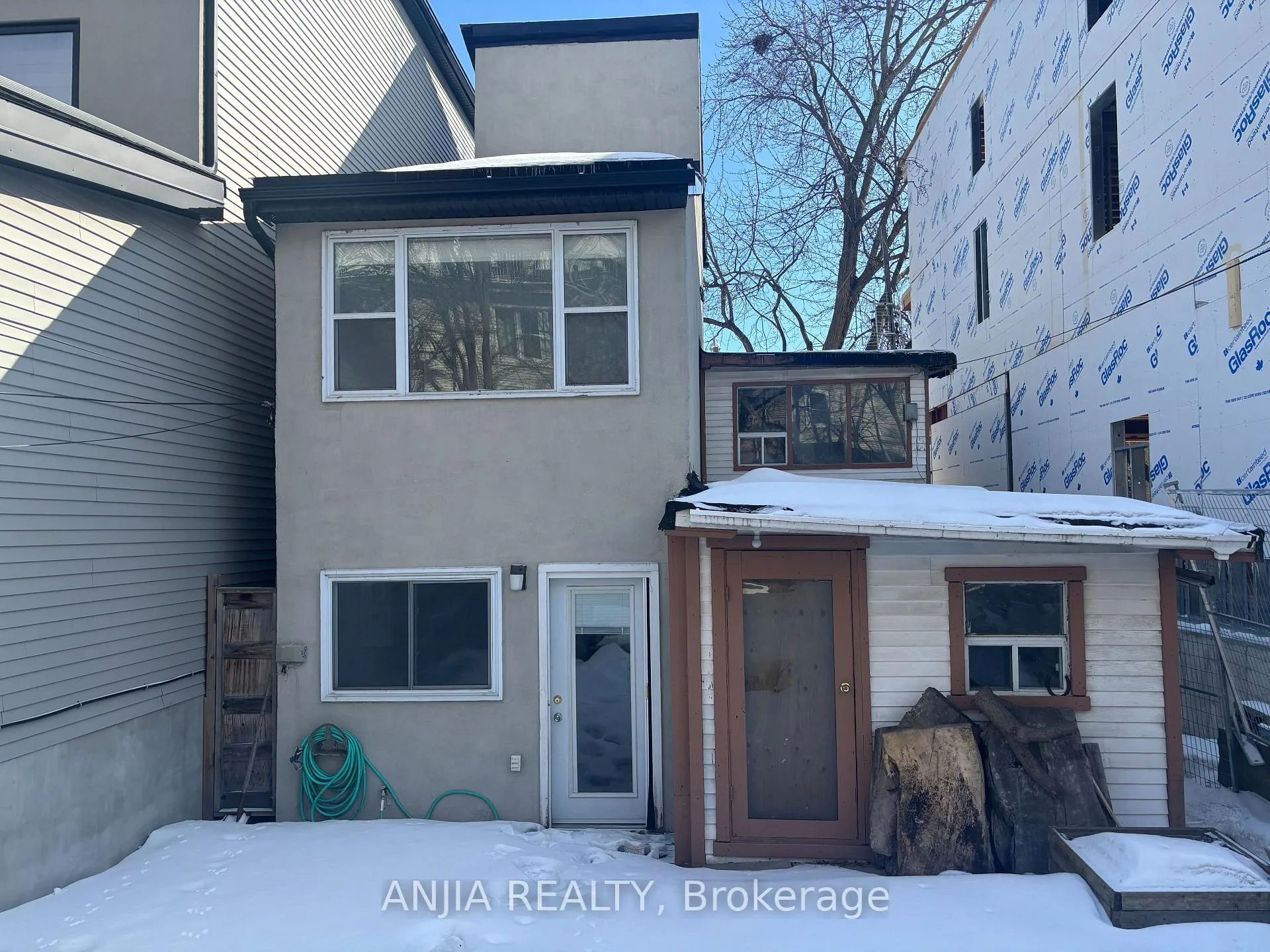 Photo 12 of 6 Minto Street, Toronto, Greenwood-Coxwell — HOMEH
