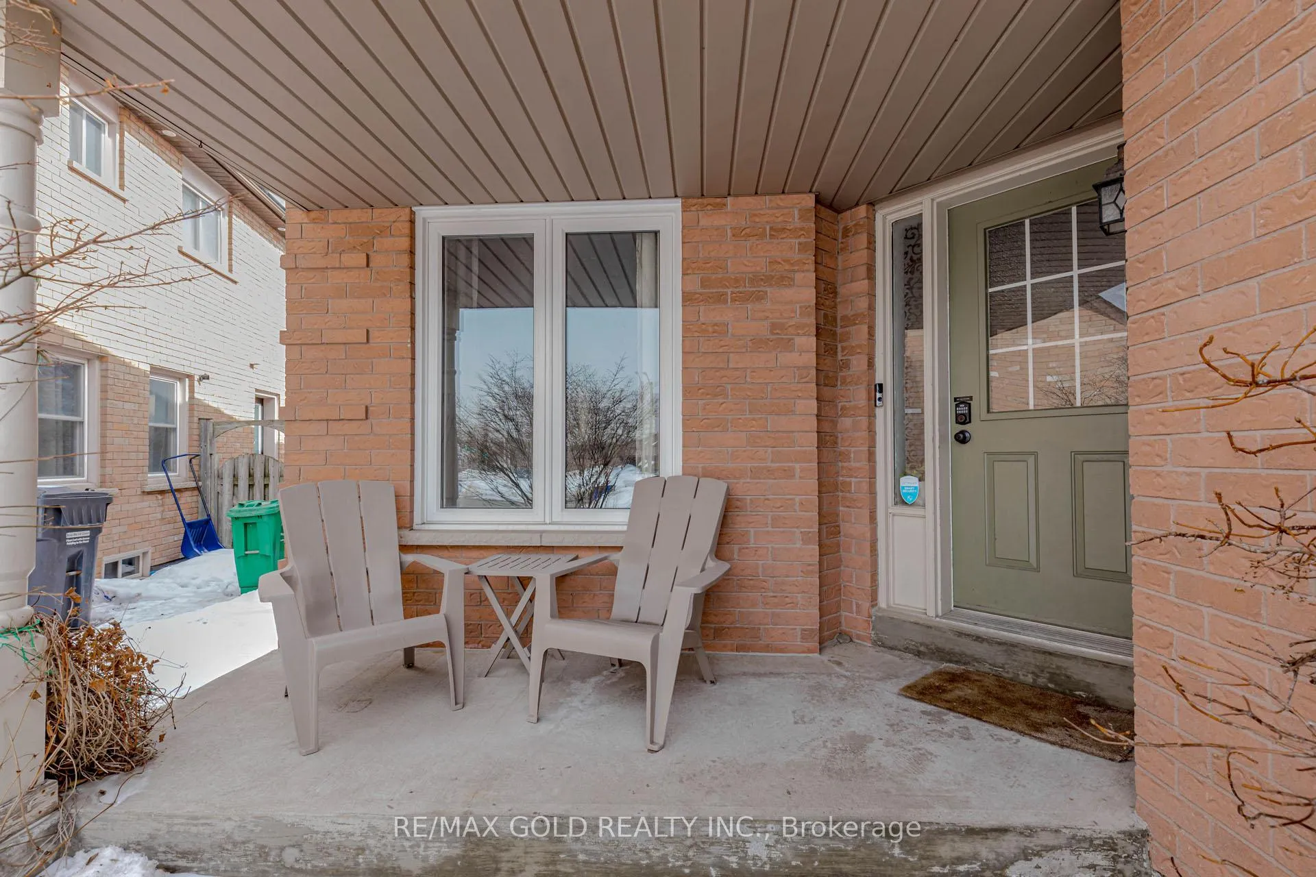 Photo 5 of 90 Newdale Place, Brampton, Westgate — HOMEH