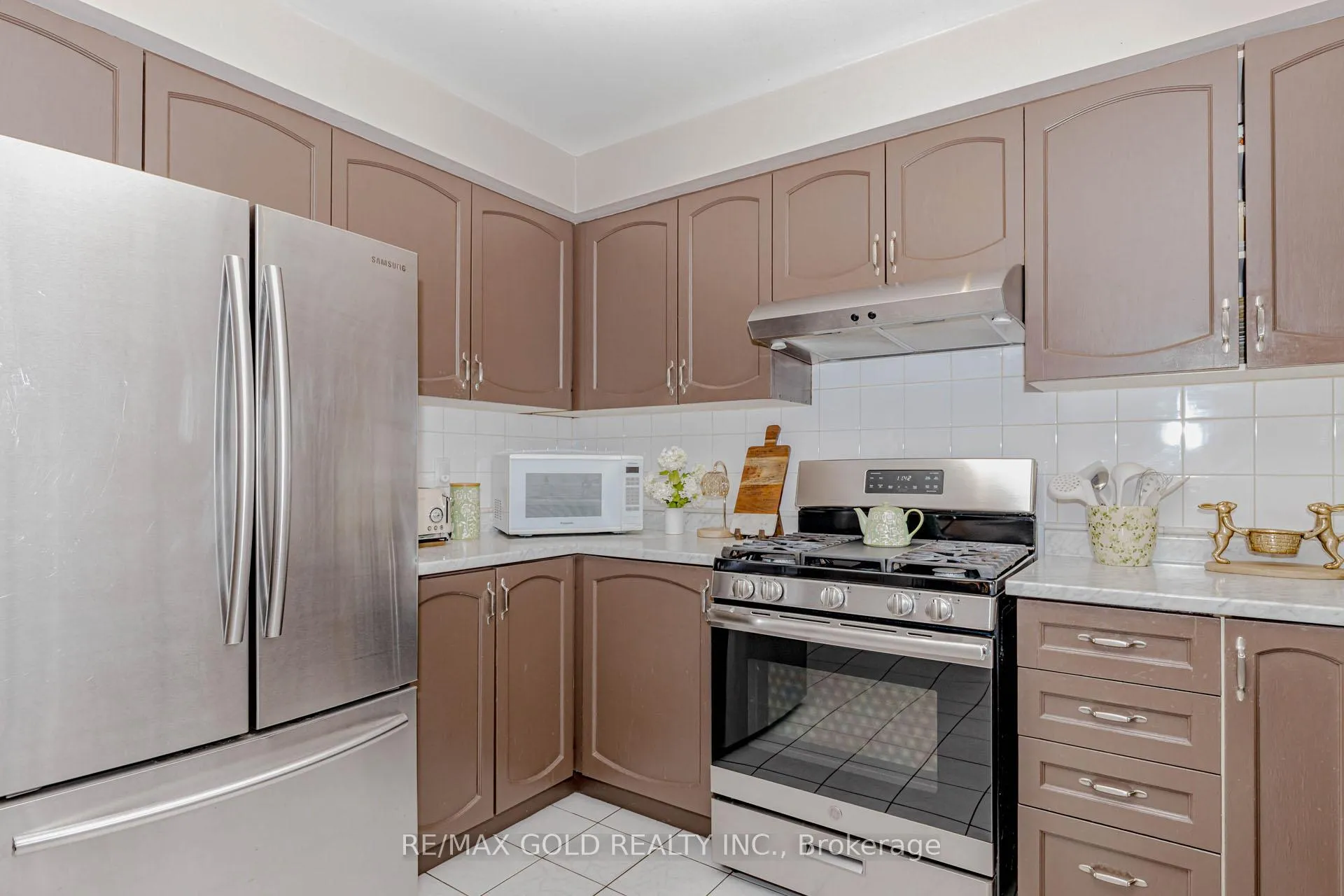 Photo 20 of 90 Newdale Place, Brampton, Westgate — HOMEH