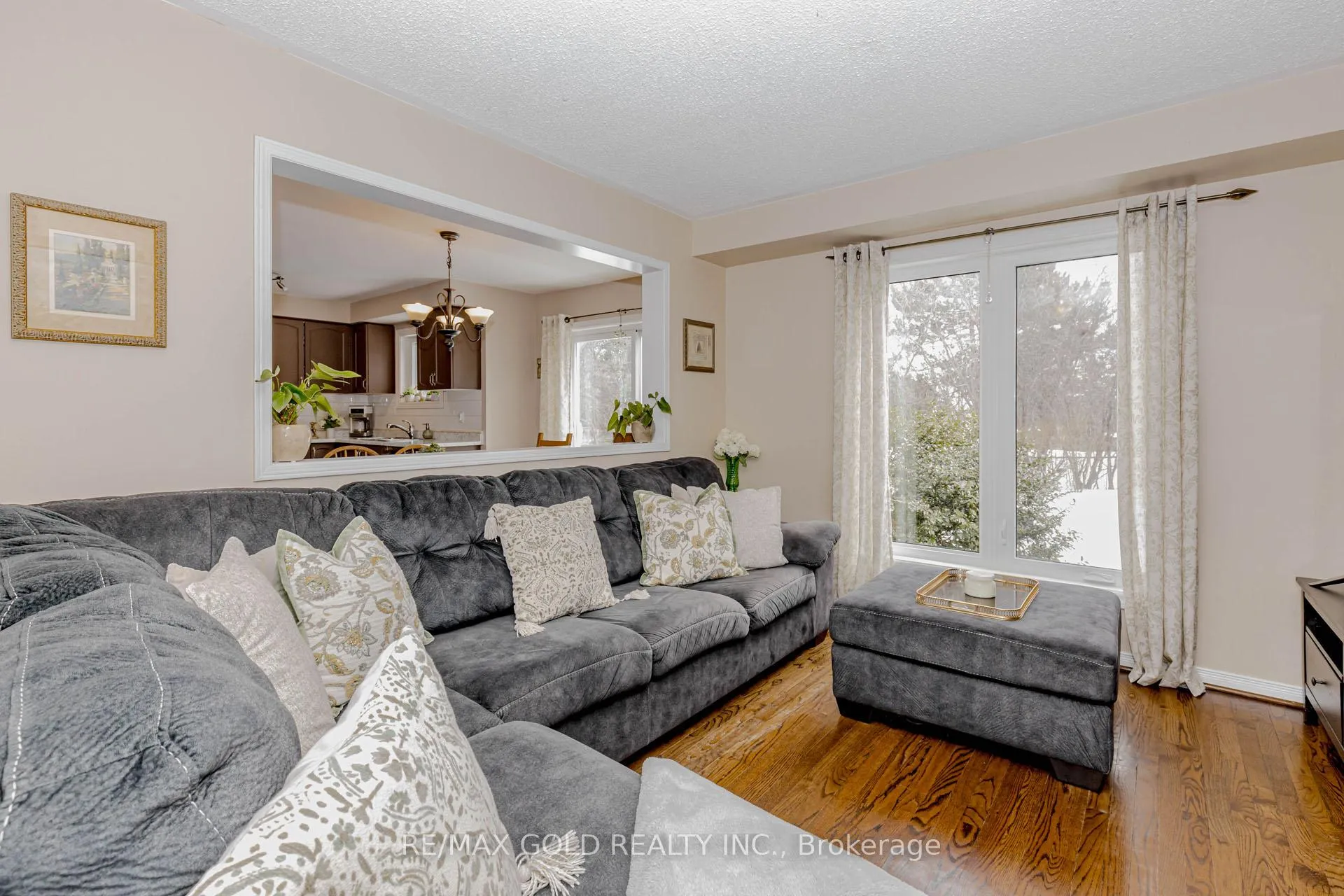 Photo 23 of 90 Newdale Place, Brampton, Westgate — HOMEH