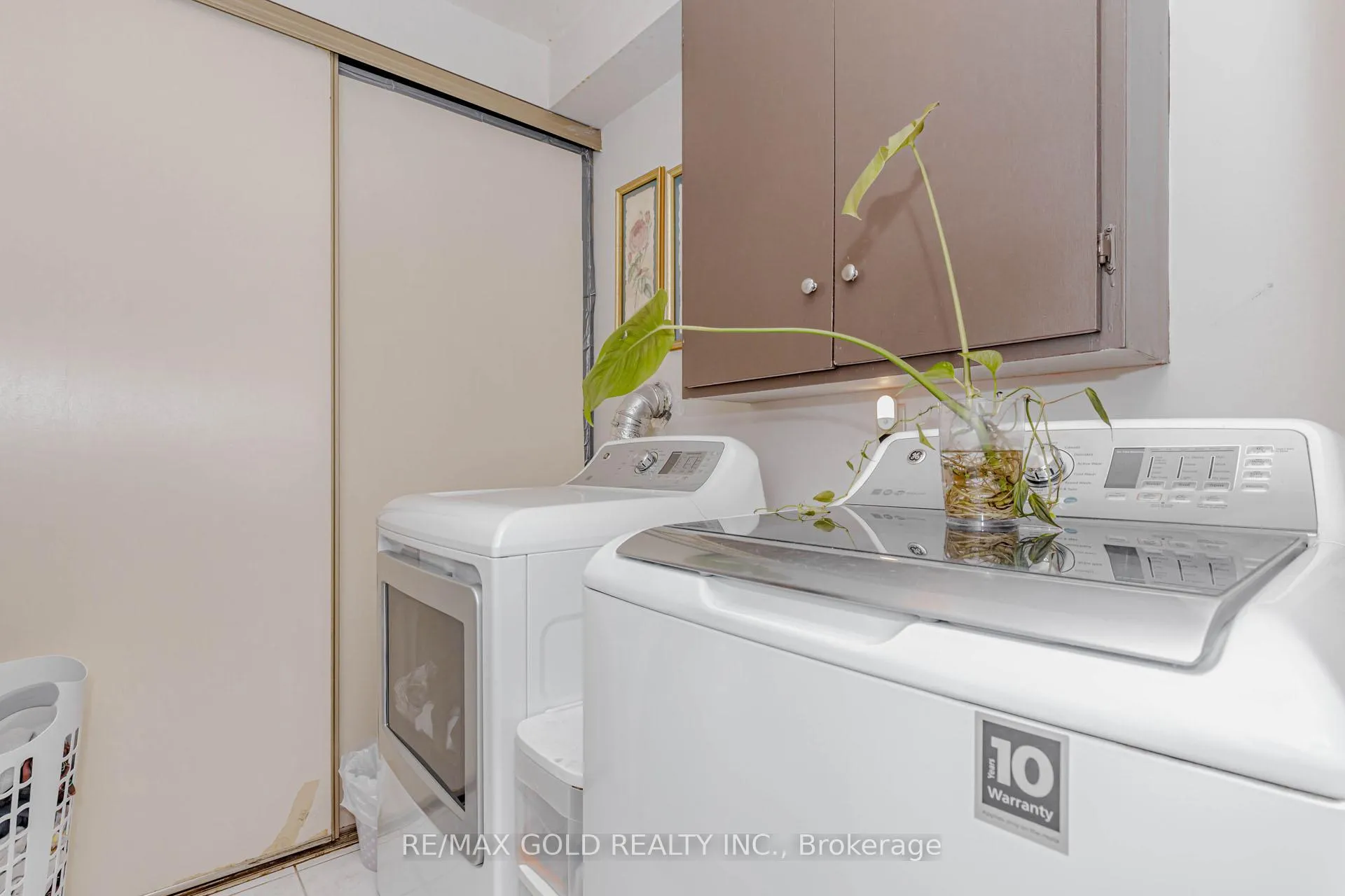 Photo 28 of 90 Newdale Place, Brampton, Westgate — HOMEH