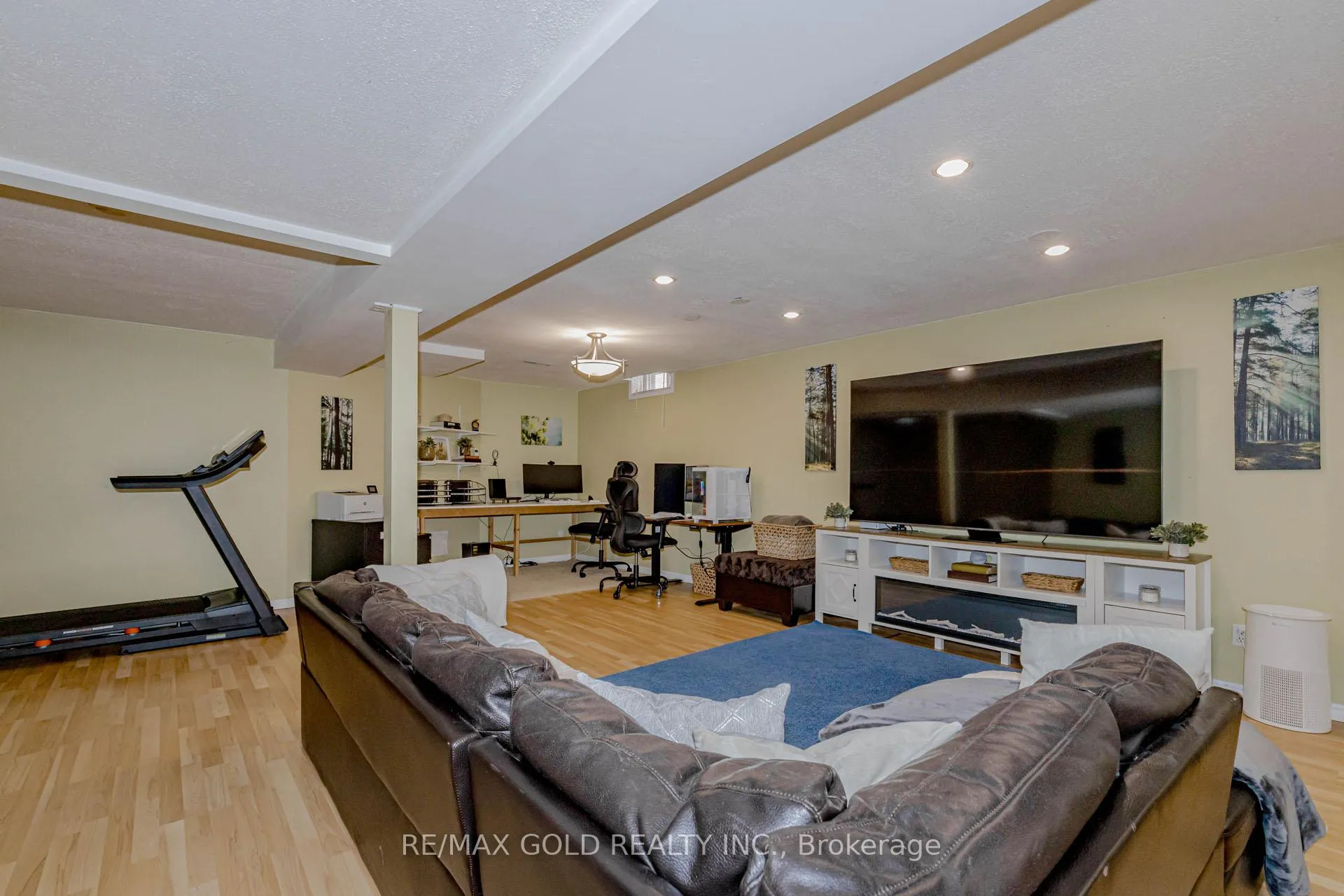 Photo 42 of 90 Newdale Place, Brampton, Westgate — HOMEH