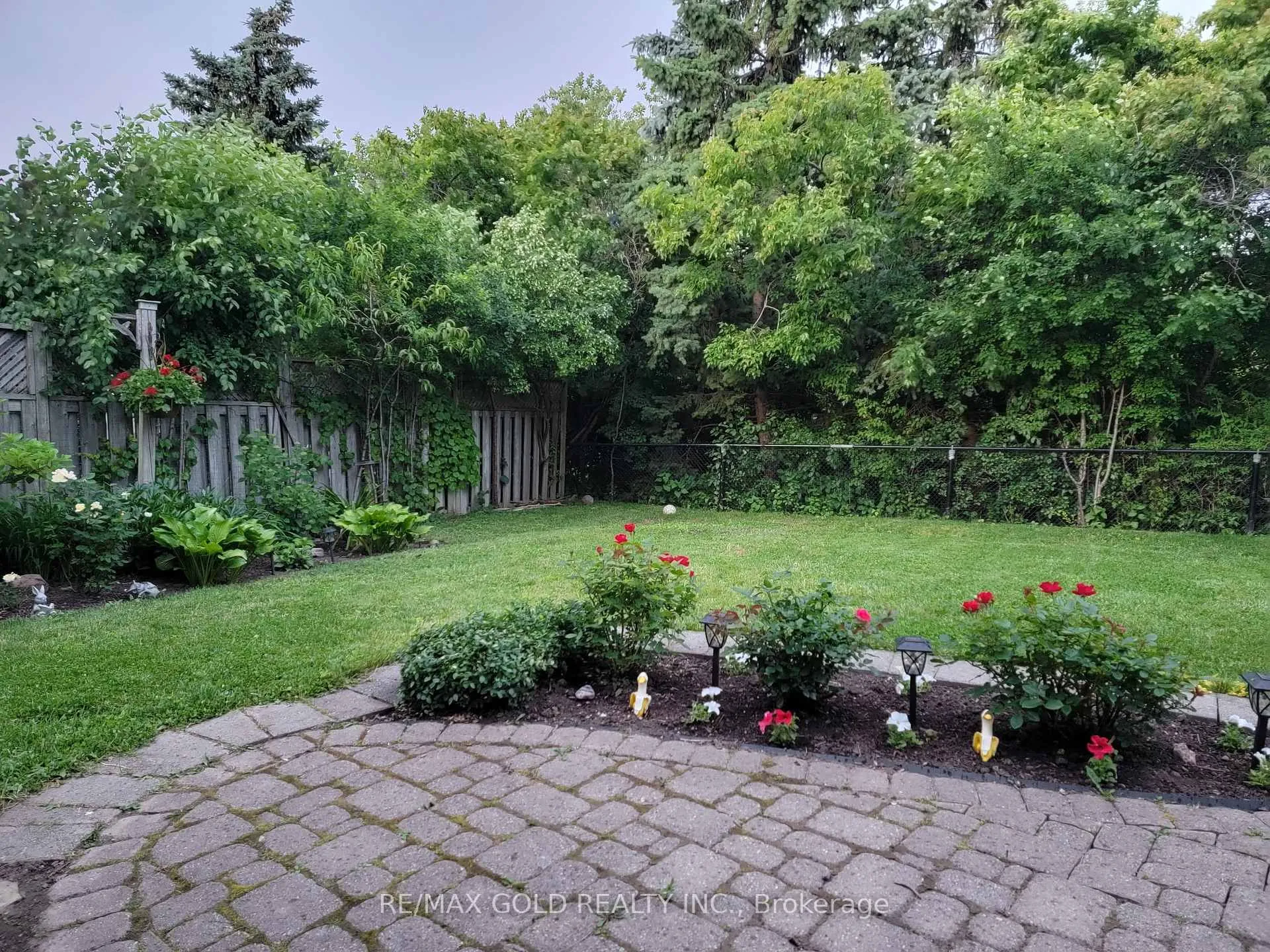 Photo 49 of 90 Newdale Place, Brampton, Westgate — HOMEH
