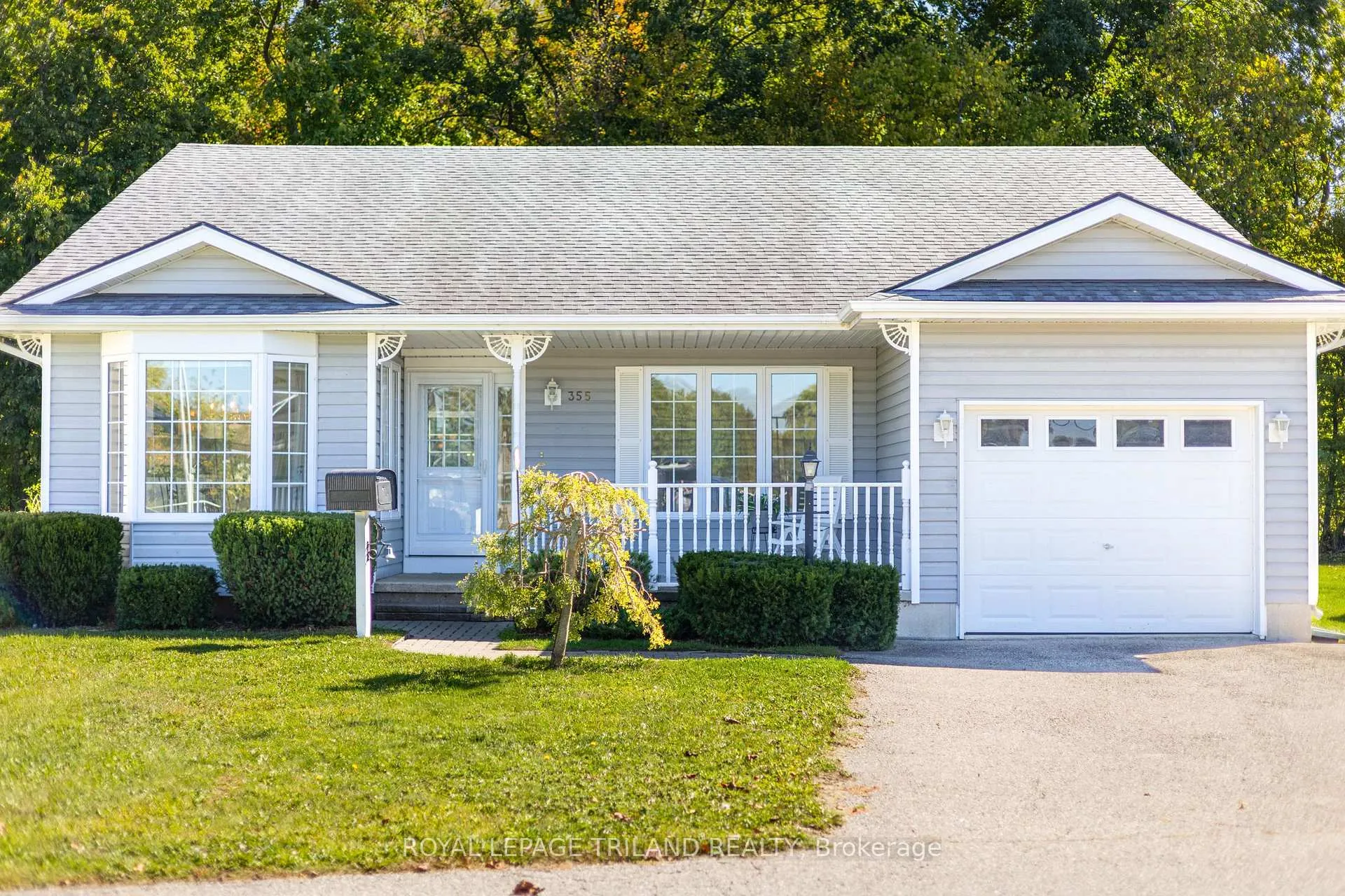 Photo 1 of 355 Shannon Boulevard, South Huron, Stephen — HOMEH