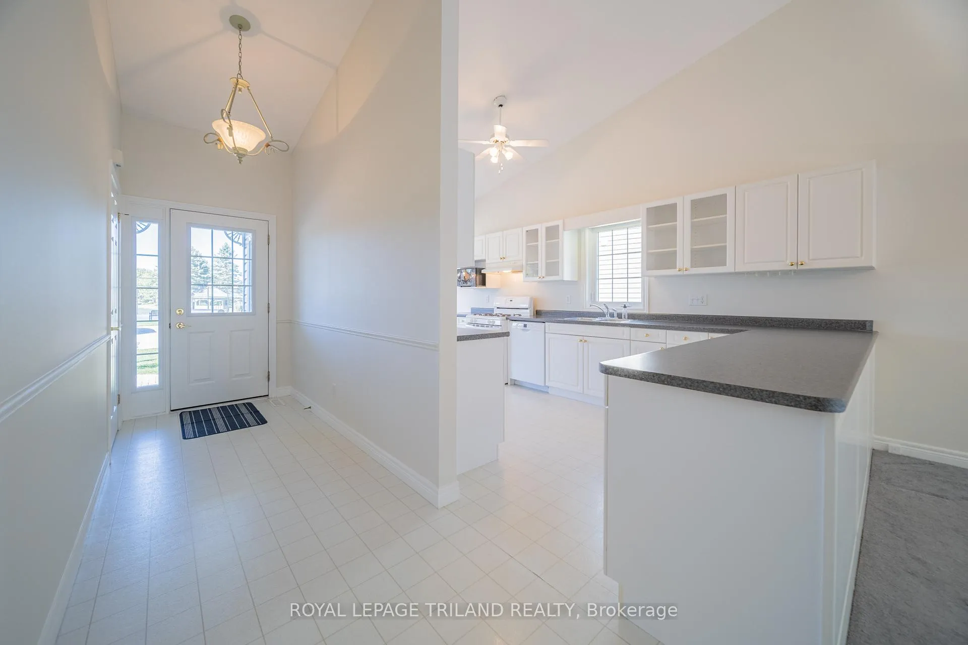 Photo 11 of 355 Shannon Boulevard, South Huron, Stephen — HOMEH
