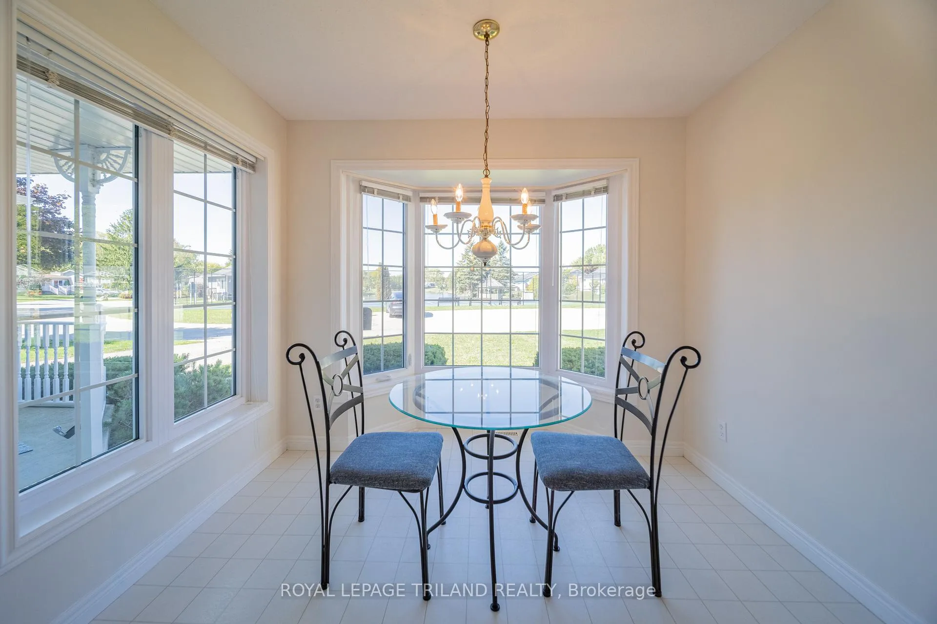 Photo 21 of 355 Shannon Boulevard, South Huron, Stephen — HOMEH