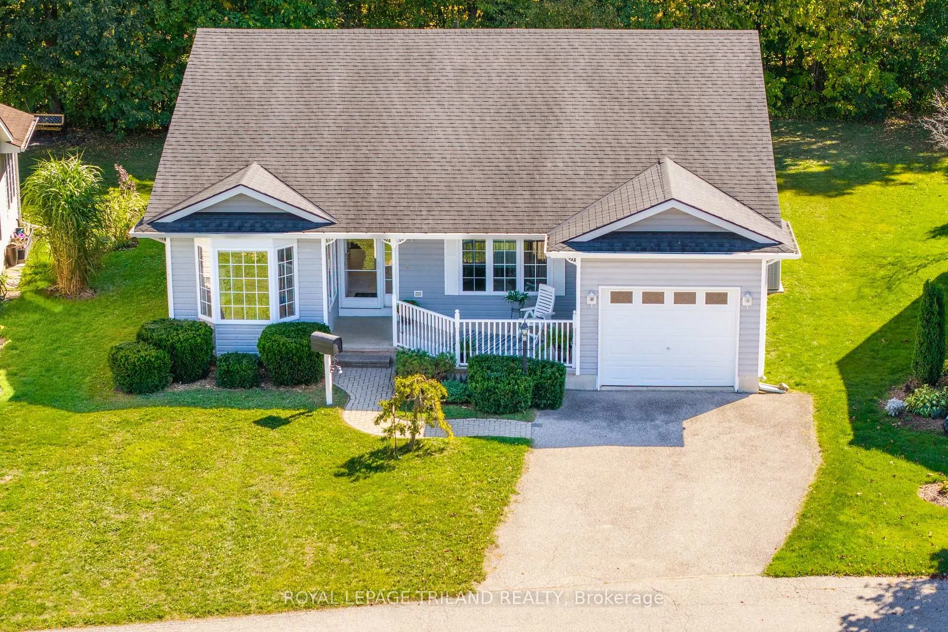 Photo 37 of 355 Shannon Boulevard, South Huron, Stephen — HOMEH