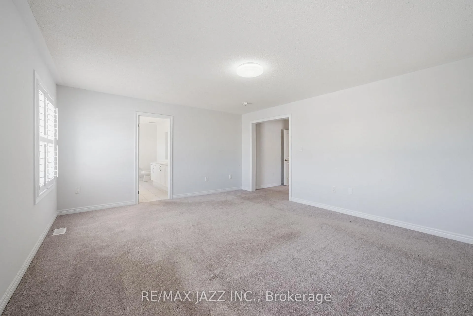 Photo 22 of 123 Woolacott Lane, Clarington, Bowmanville — HOMEH
