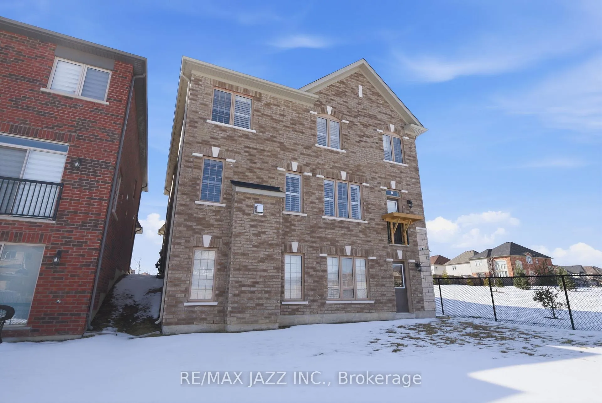 Photo 43 of 123 Woolacott Lane, Clarington, Bowmanville — HOMEH