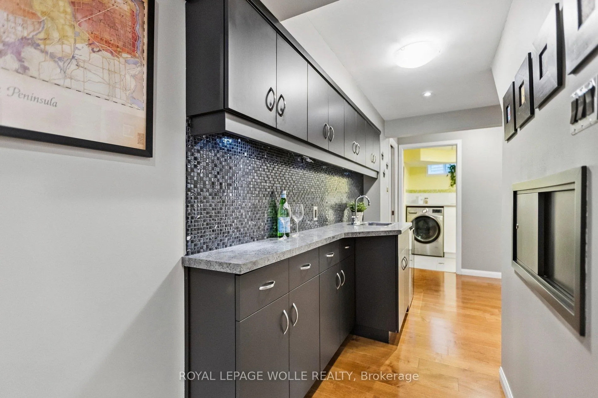 Photo 27 of 31 Cedar Crest Street, Kitchener — HOMEH