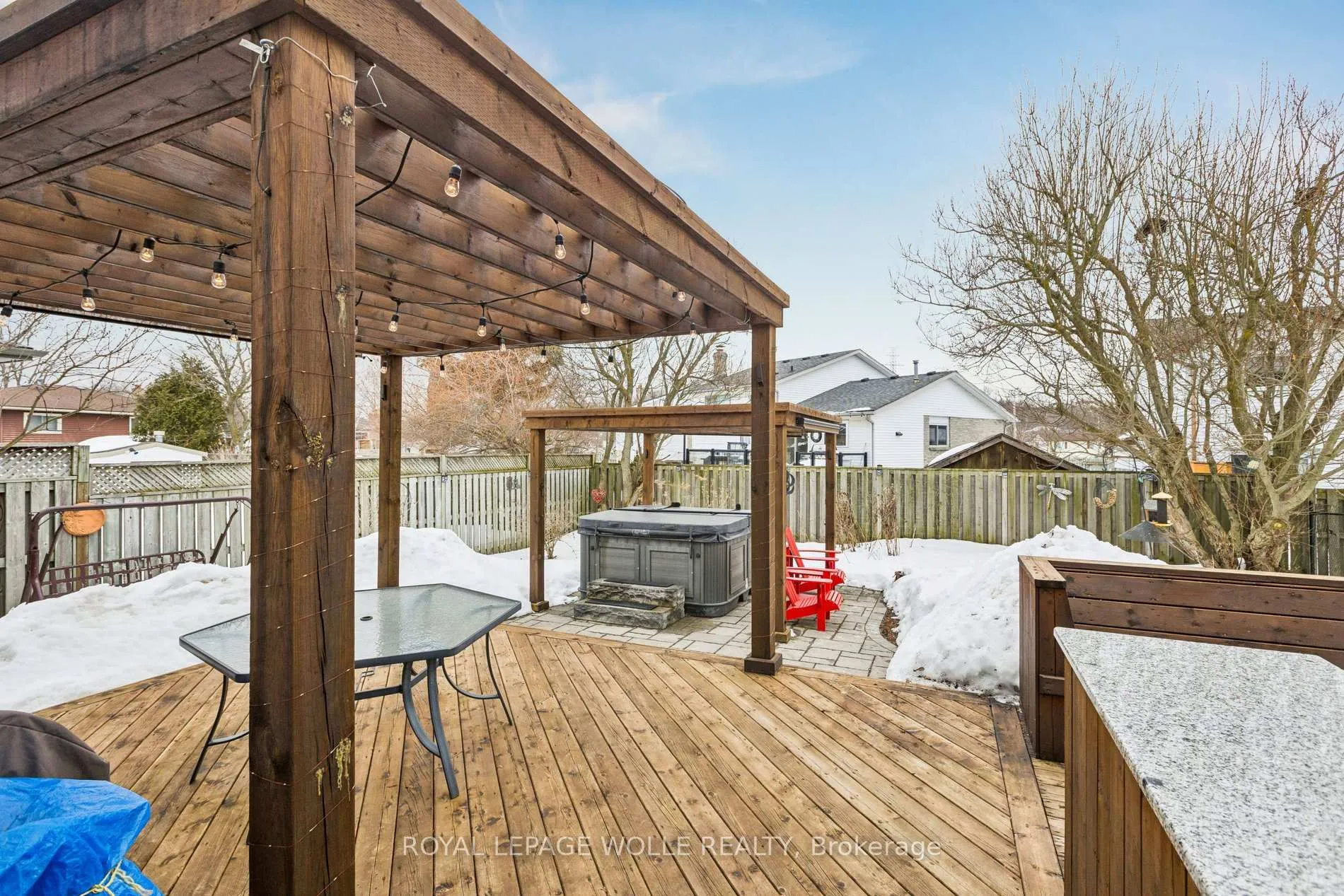 Photo 32 of 31 Cedar Crest Street, Kitchener — HOMEH