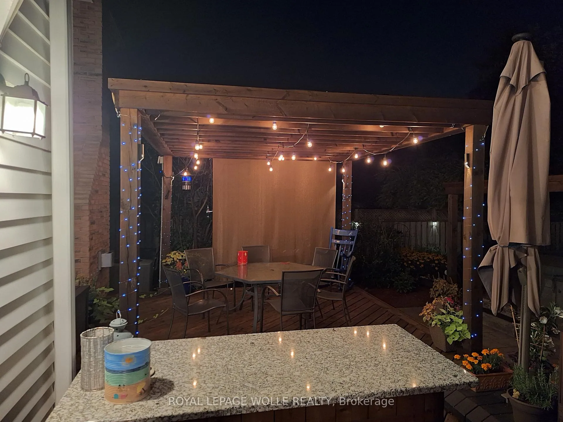 Photo 43 of 31 Cedar Crest Street, Kitchener — HOMEH