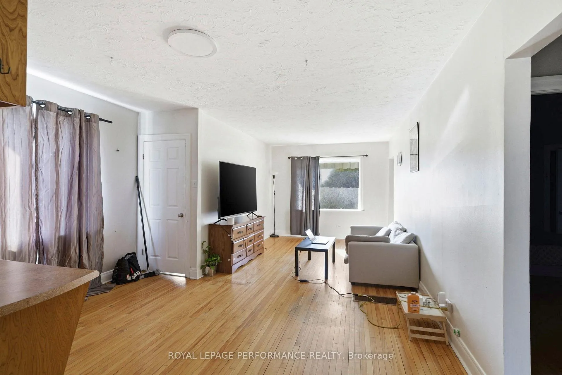 Photo 8 of 202 Alice Street, Cornwall — HOMEH