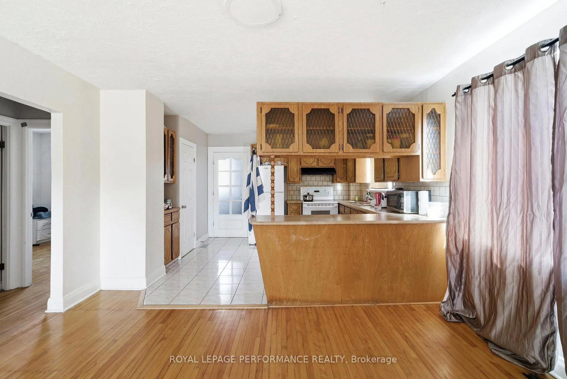 Photo 11 of 202 Alice Street, Cornwall — HOMEH