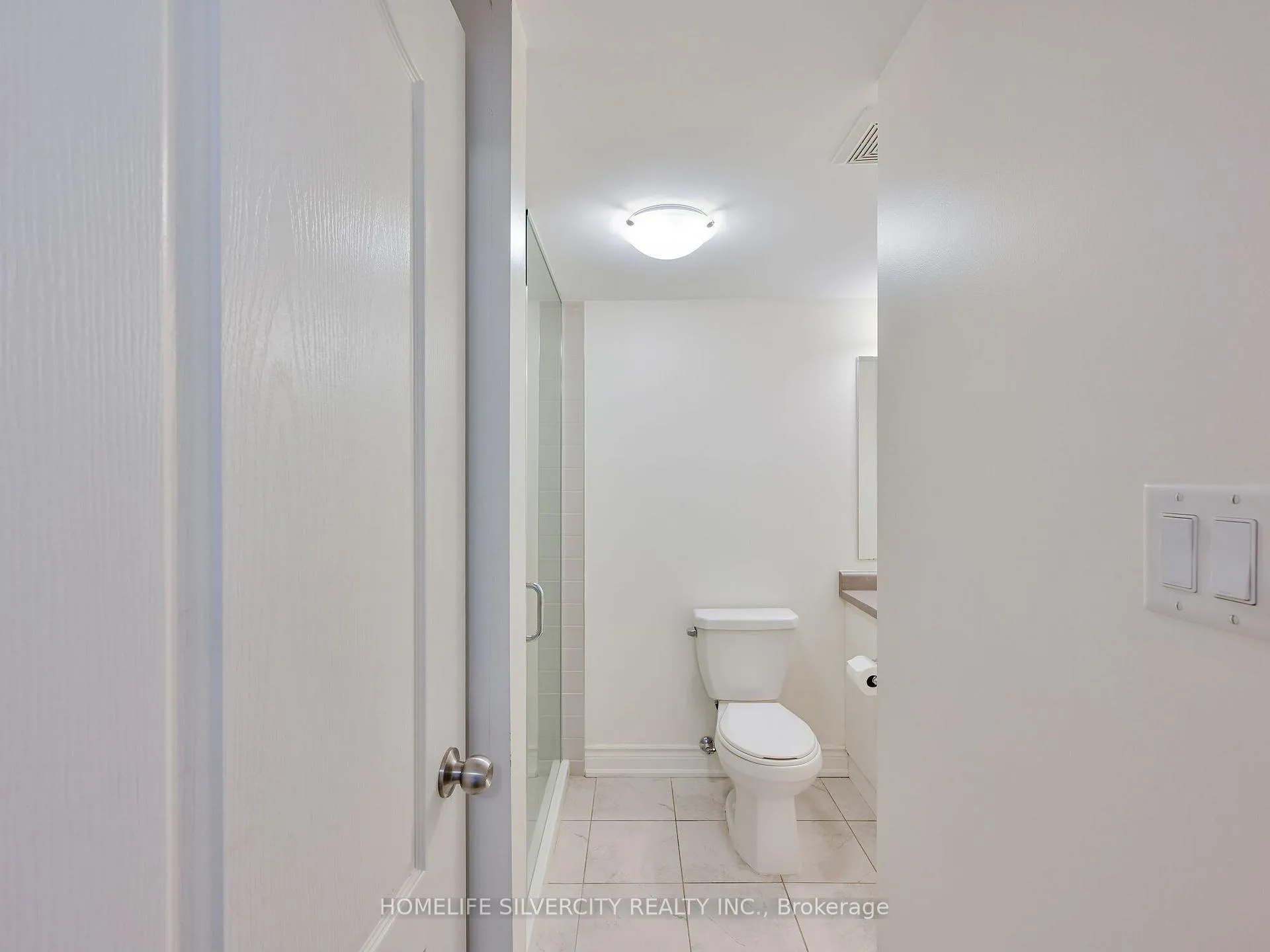 Photo 6 of 23 Temple Manor Road, Brampton, Bram West — HOMEH