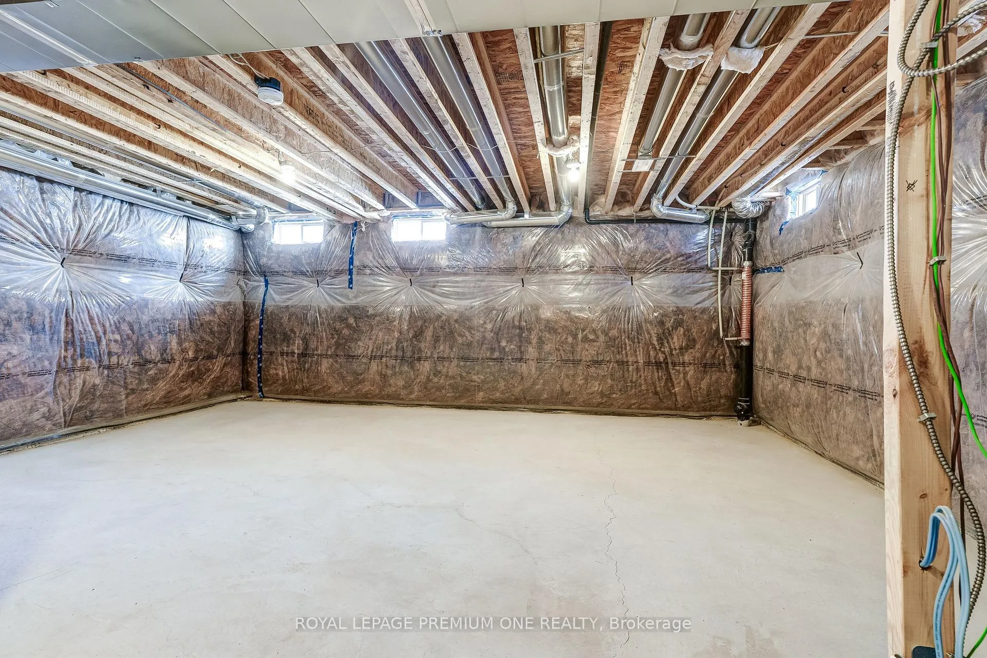Photo 38 of 445 Kennedy Circle, Milton, Cobban — HOMEH