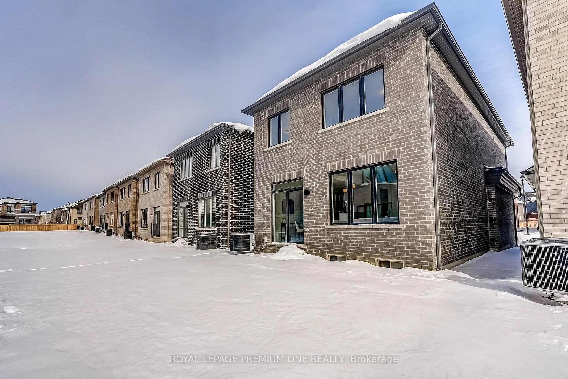 Photo 42 of 445 Kennedy Circle, Milton, Cobban — HOMEH