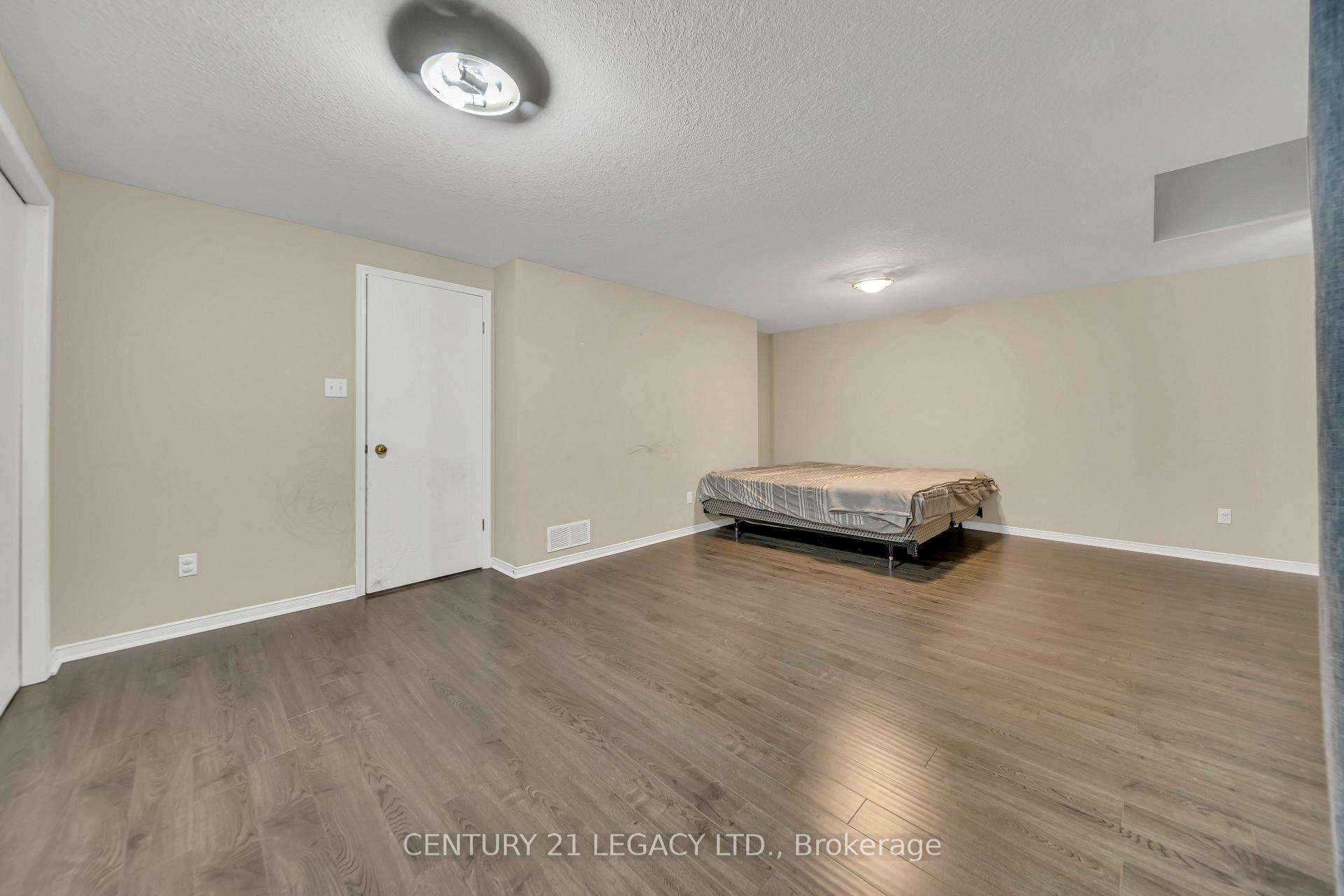Photo 2 of 217 Cotton Grass Street, Kitchener — HOMEH