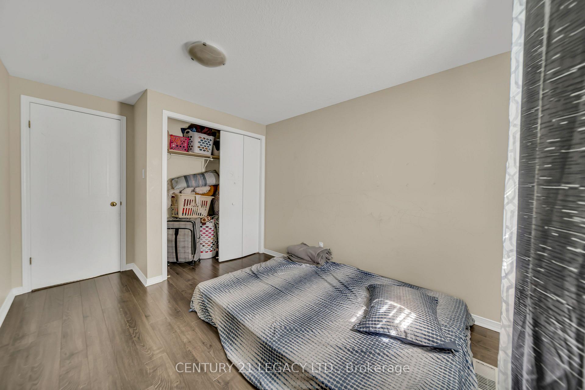 Photo 4 of 217 Cotton Grass Street, Kitchener — HOMEH