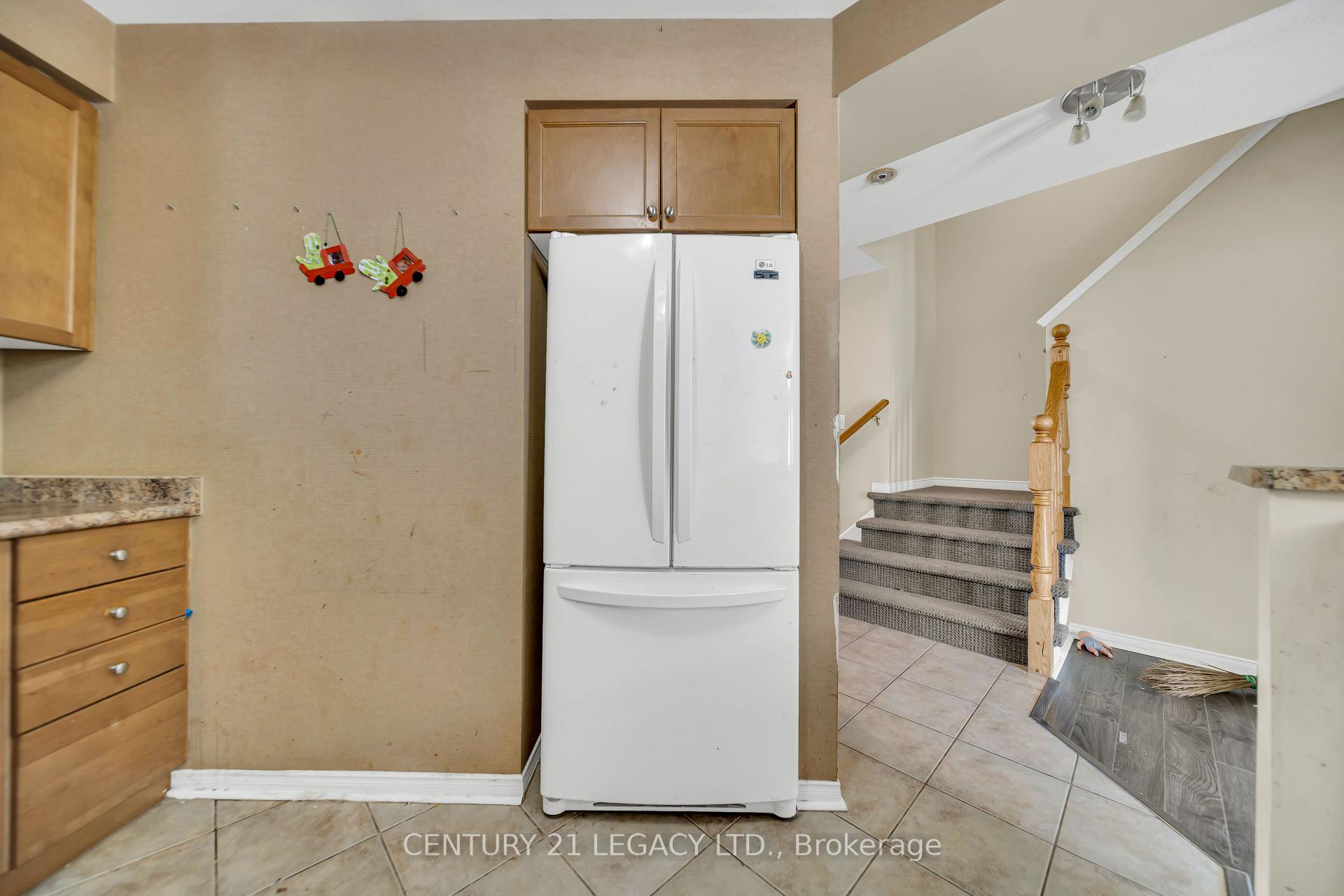Photo 10 of 217 Cotton Grass Street, Kitchener — HOMEH