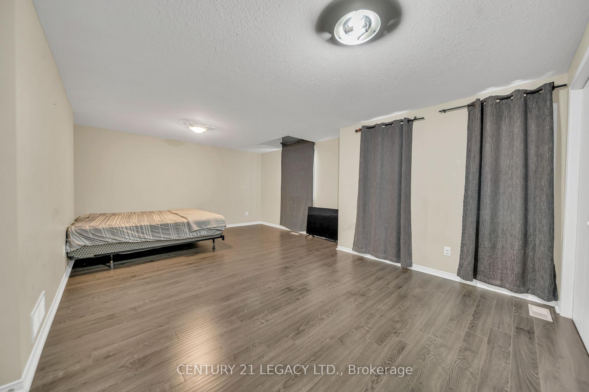 Photo 18 of 217 Cotton Grass Street, Kitchener — HOMEH