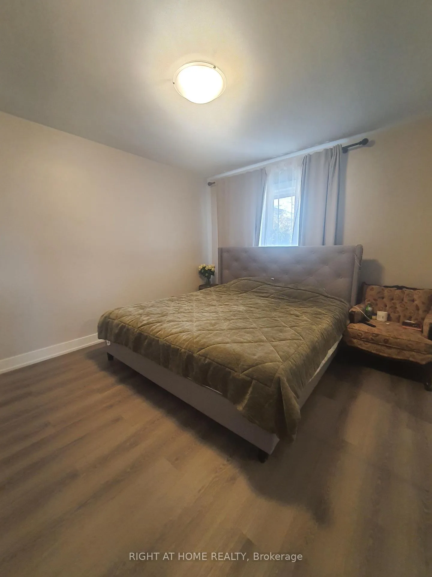 Photo 5 of Unit 3, 165 Berry Road, Etobicoke, Stonegate-Queensway — HOMEH