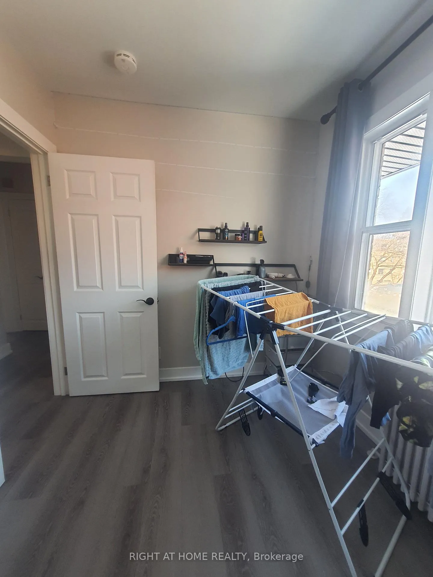 Photo 10 of Unit 3, 165 Berry Road, Etobicoke, Stonegate-Queensway — HOMEH