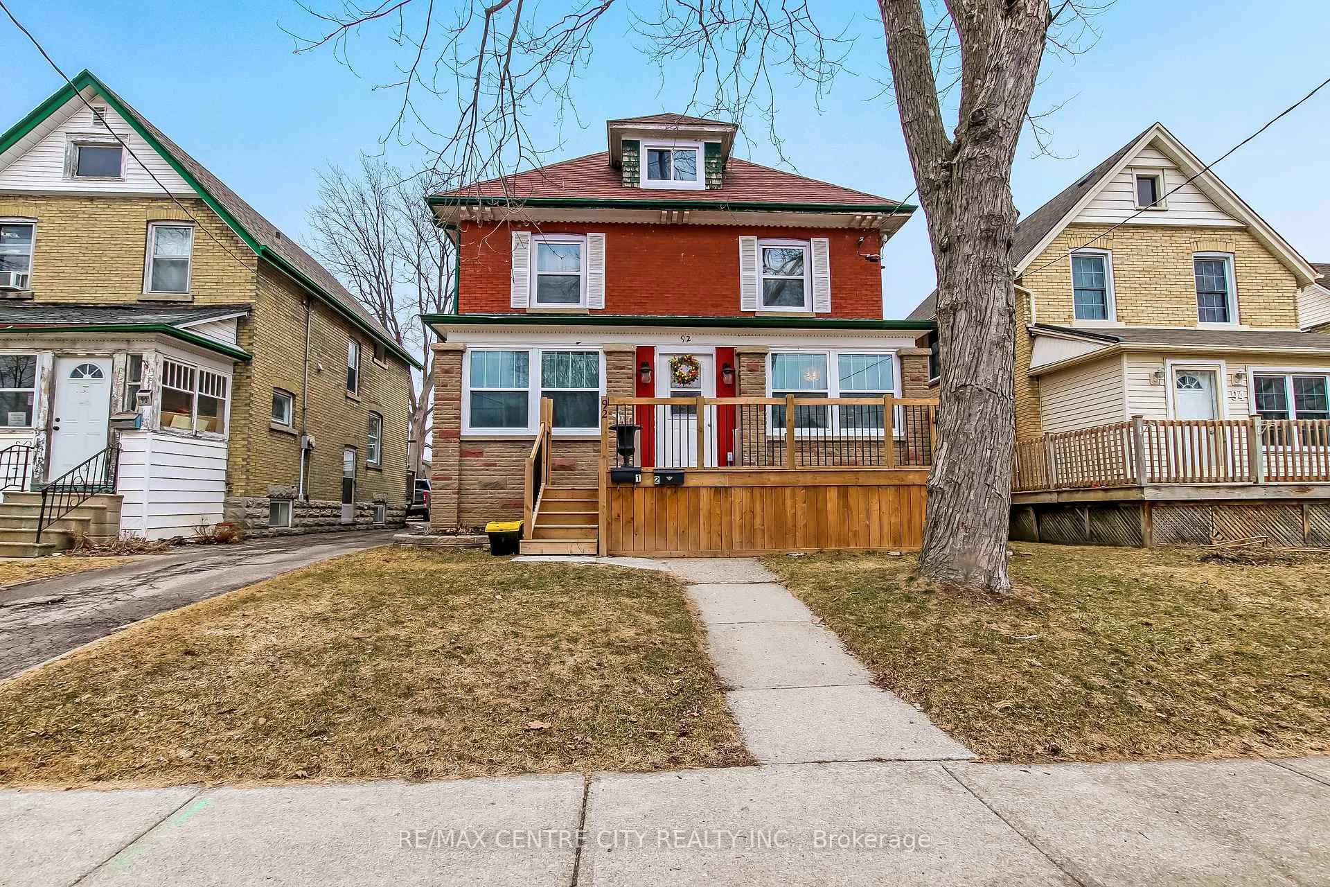 Front of 92 Forest Avenue