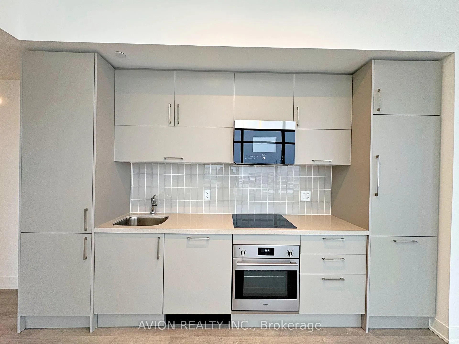 Photo 6 of Unit 614, 38 Andre de Grasse Street, Markham, Unionville — HOMEH