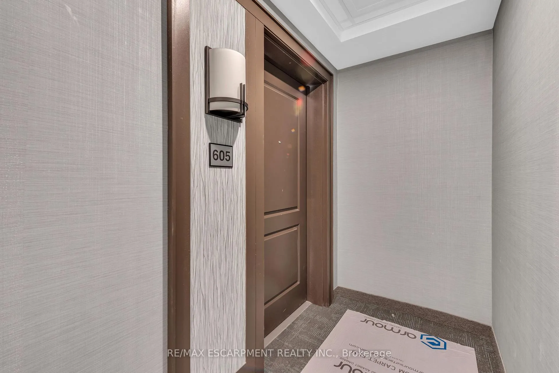 Photo 2 of Unit 605, 470 Dundas Street, Hamilton, Waterdown — HOMEH