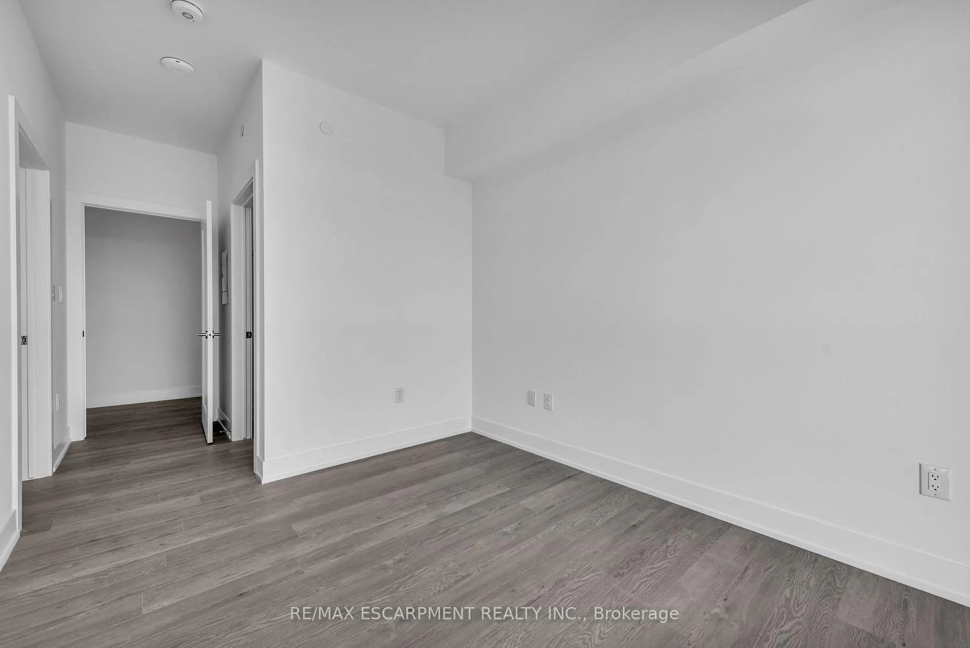 Photo 22 of Unit 605, 470 Dundas Street, Hamilton, Waterdown — HOMEH