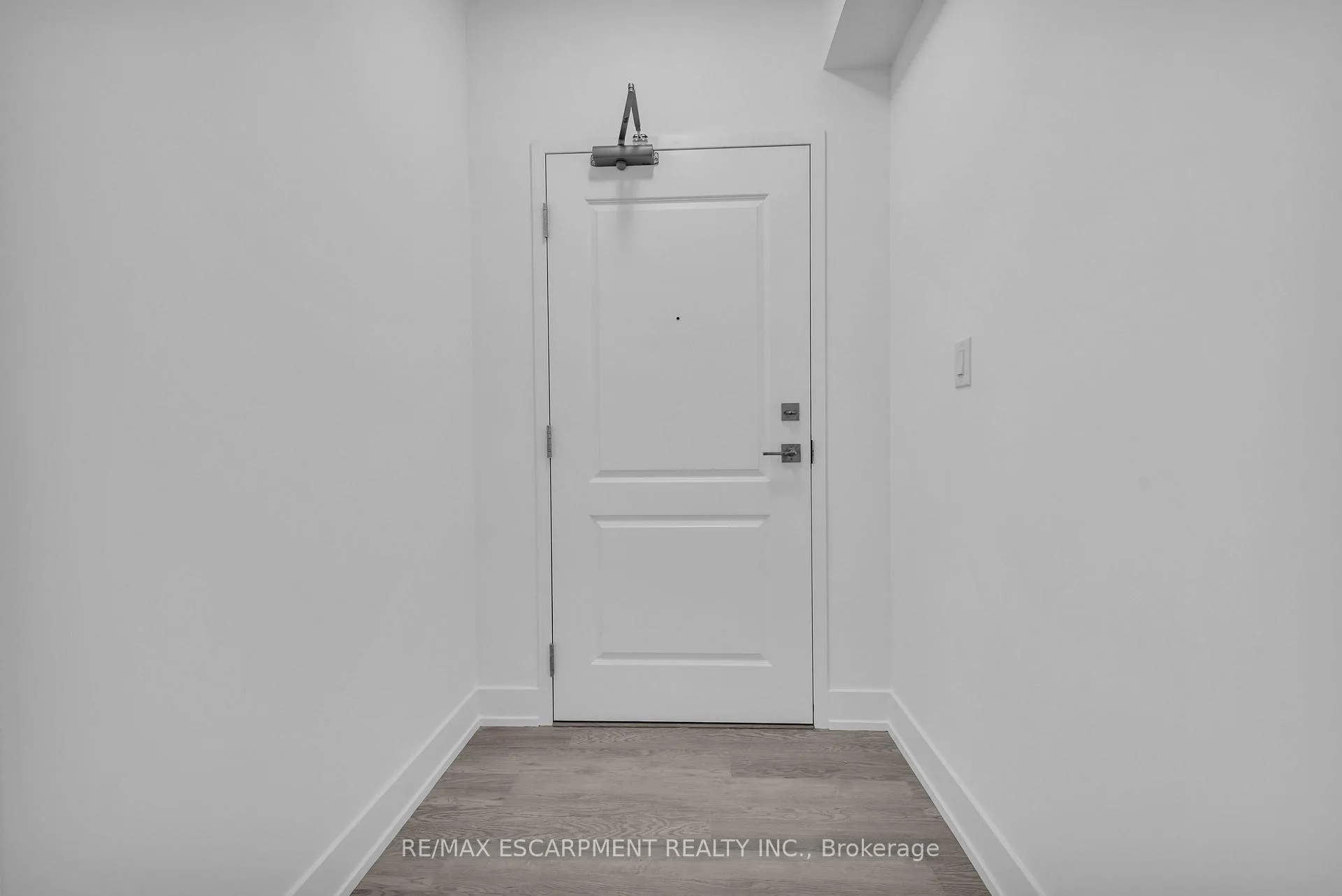 Photo 24 of Unit 605, 470 Dundas Street, Hamilton, Waterdown — HOMEH