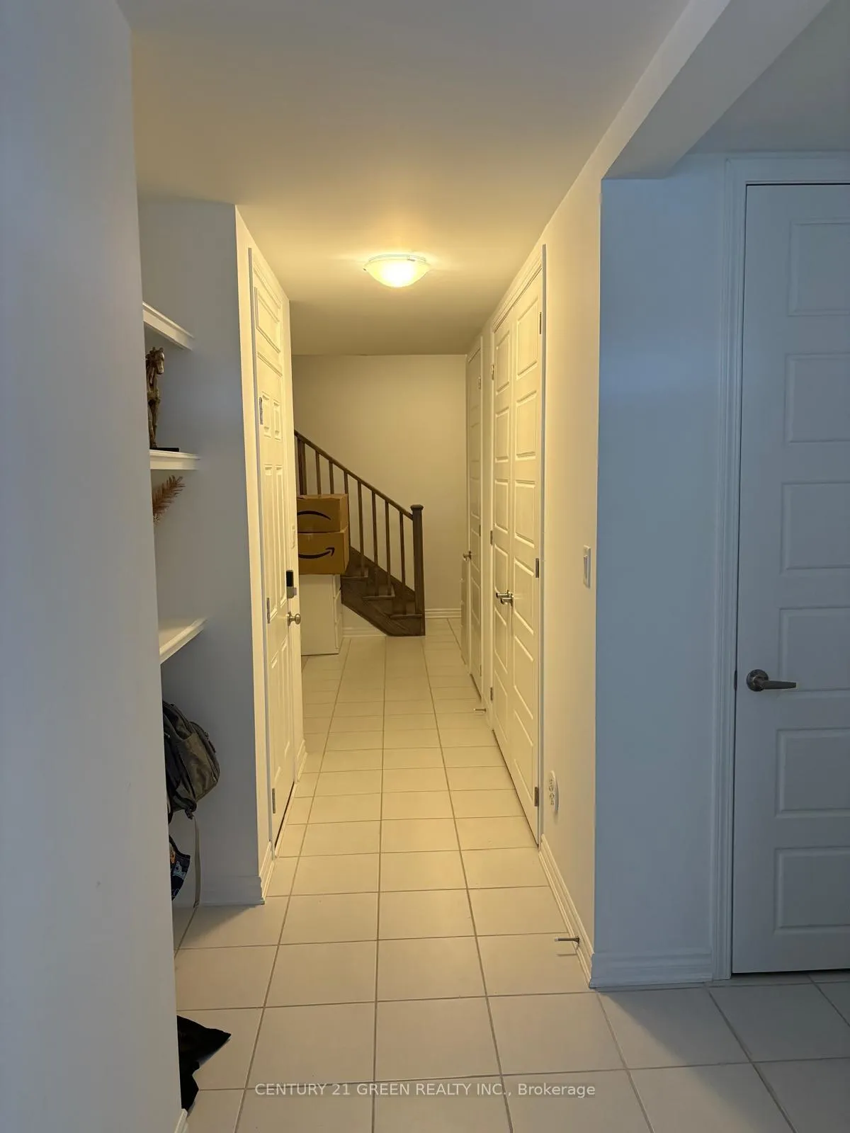 Photo 5 of 39 Keppel Circle, Brampton, Northwest Brampton — HOMEH